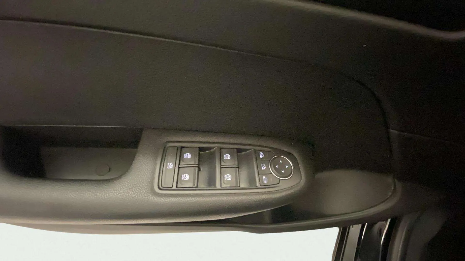 Renault Arkana Evolution TCe EDC mild hybr - foto 14