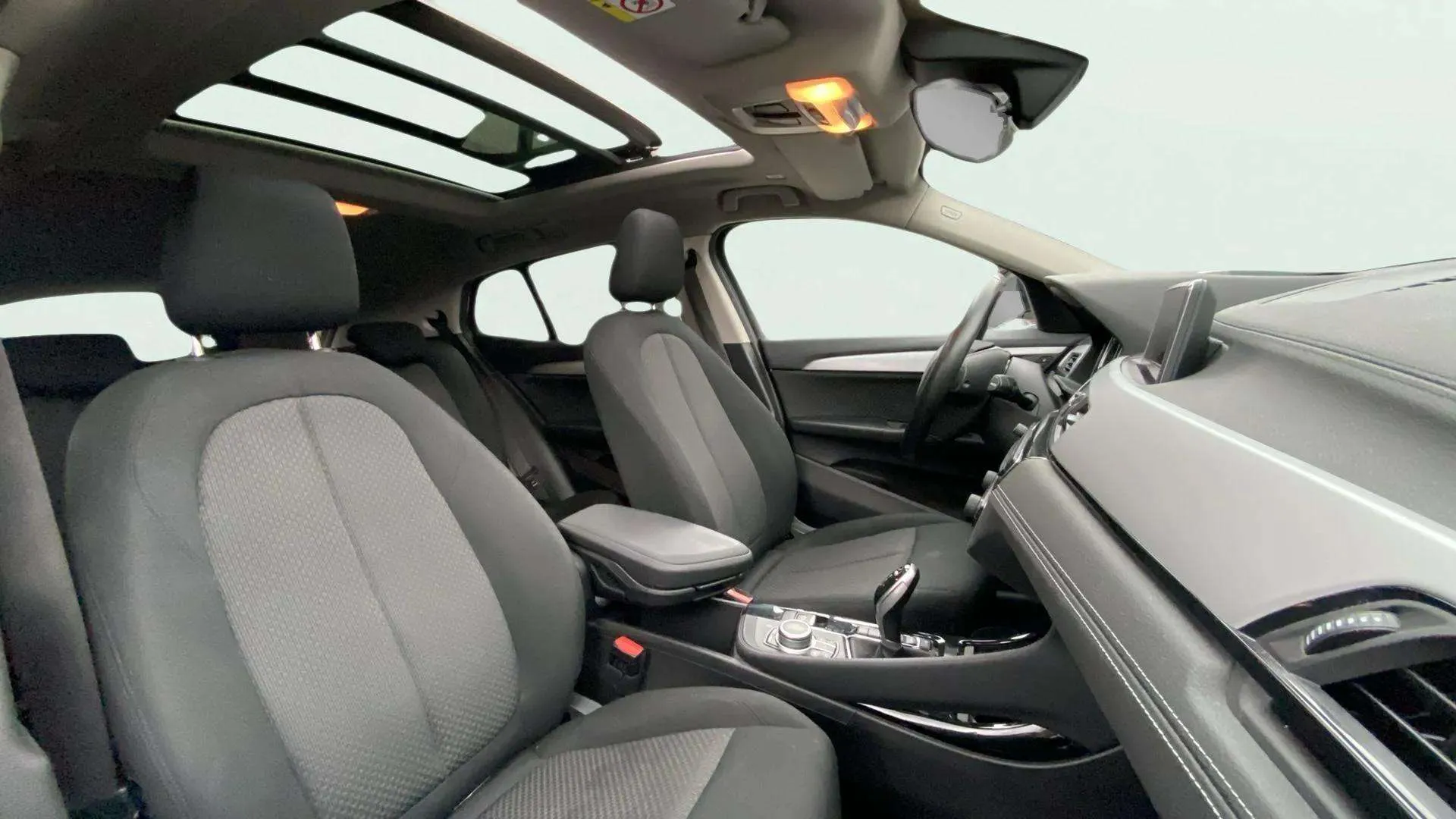 BMW X2 sDrive18i - foto 13