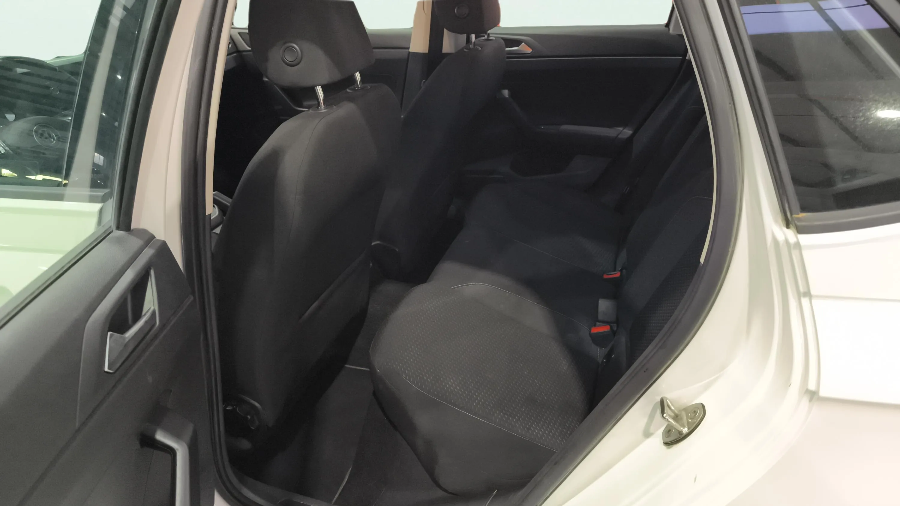 Volkswagen Polo Advance 1.0 TSI - foto 18