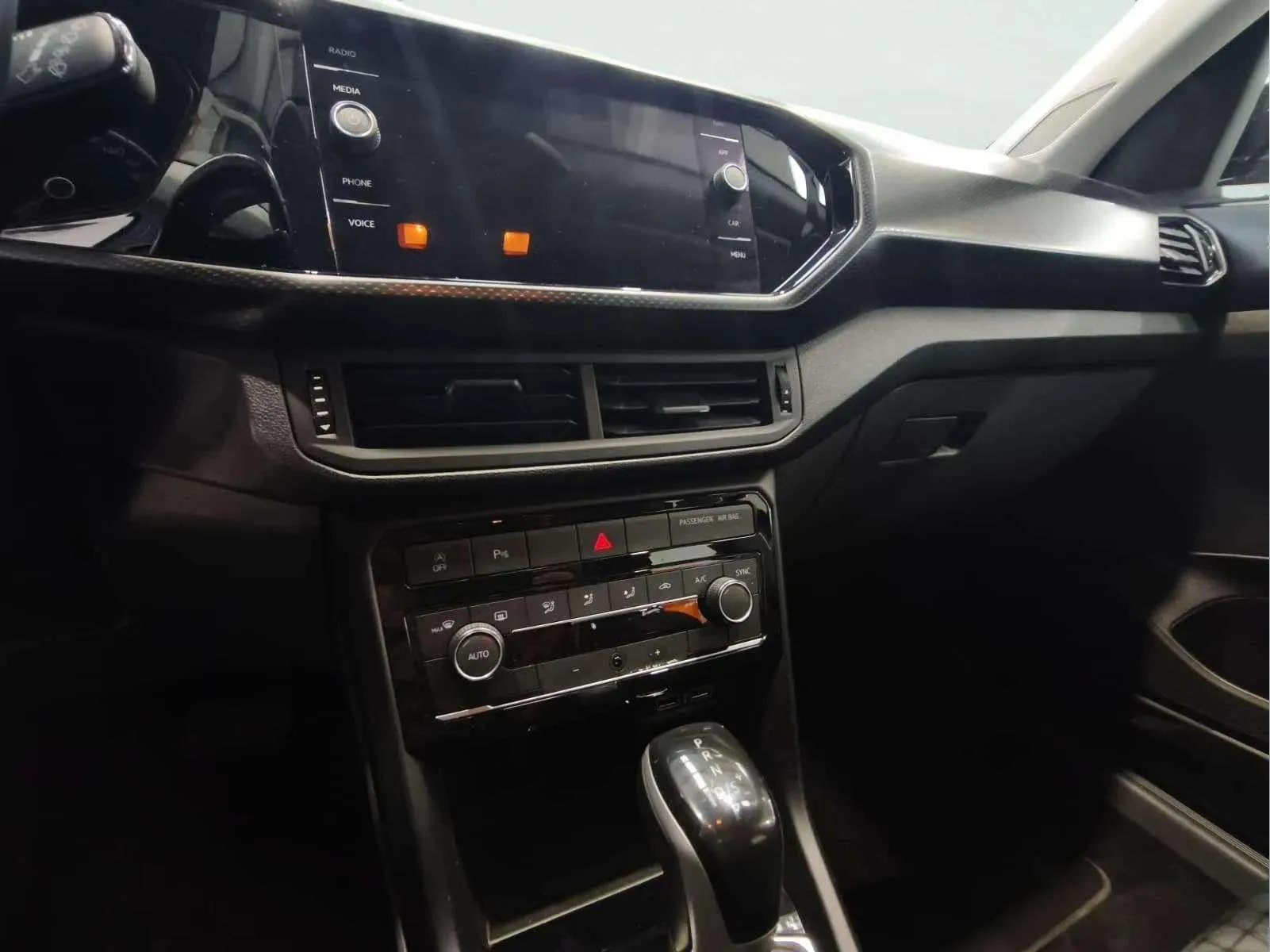 Volkswagen T-Cross Advance 1.0 TSI DSG - foto 15
