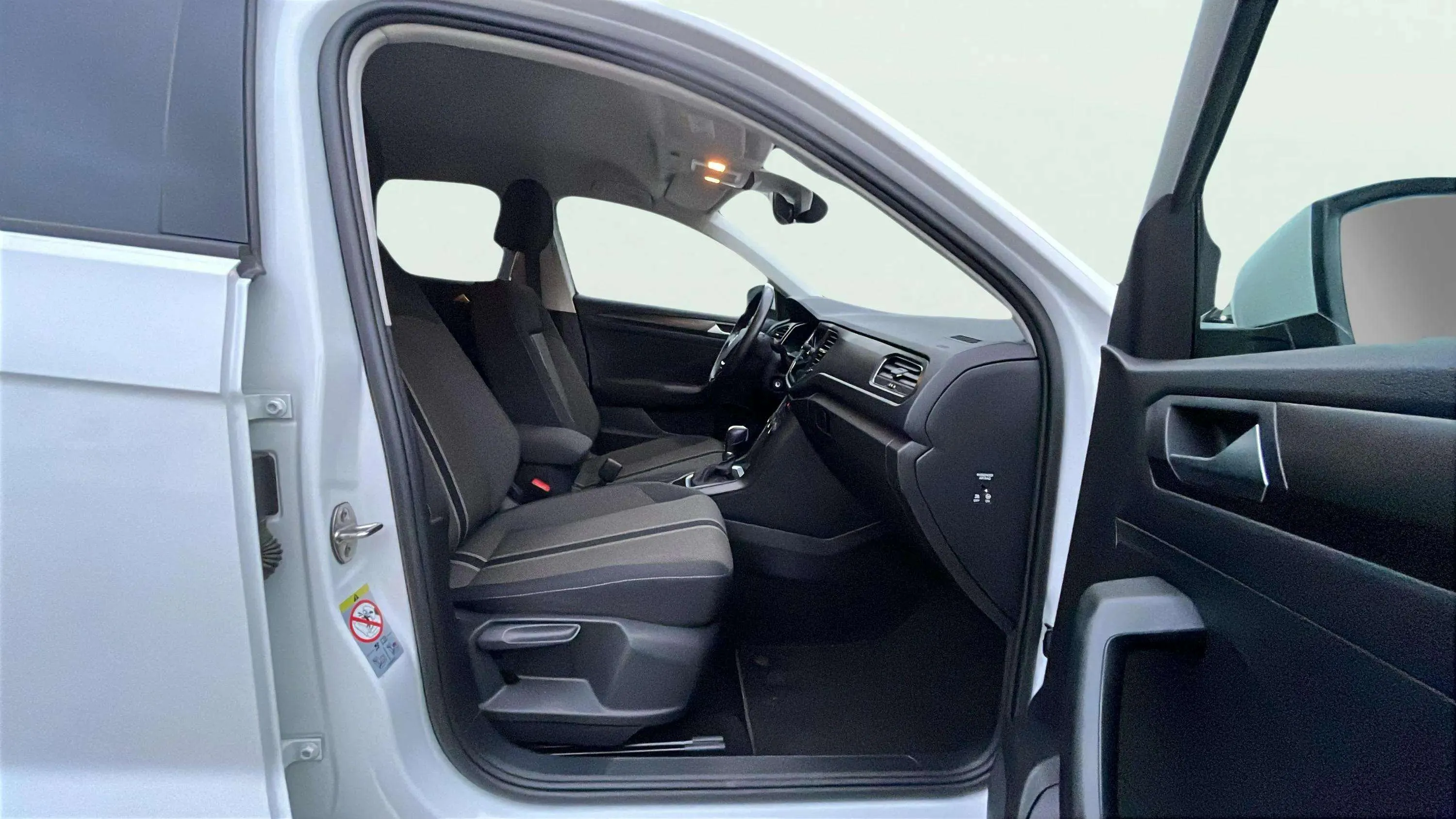 Volkswagen T-Roc Advance 1.5 TSI DSG - foto 14