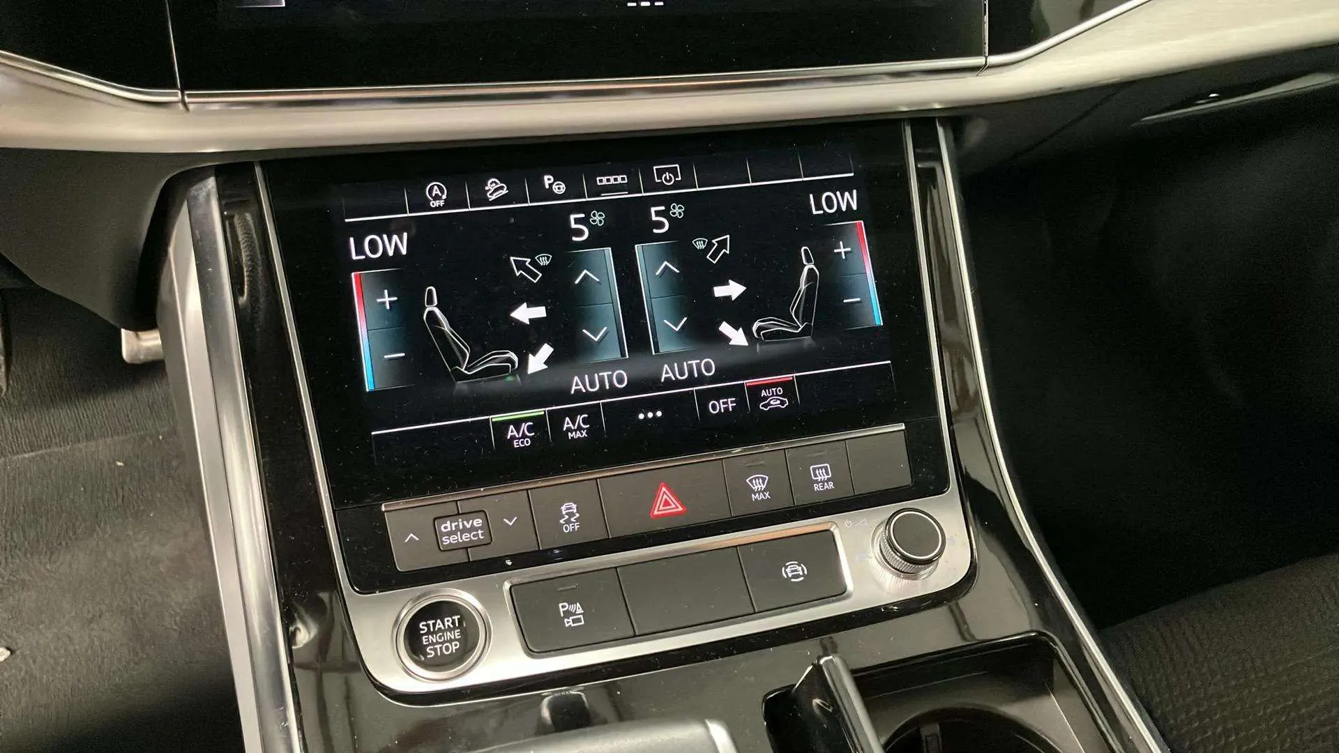 Audi Q7 S line 45 TDI quat. tip. - foto 15