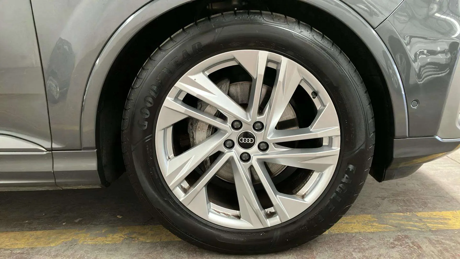 Audi Q7 S line 45 TDI quat. tip. - foto 24