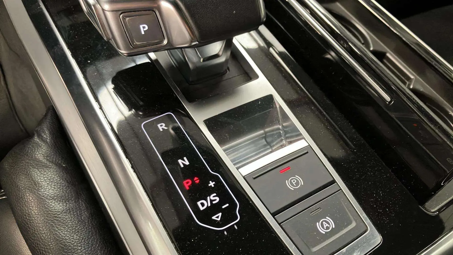 Audi Q7 S line 45 TDI quat. tip. - foto 18