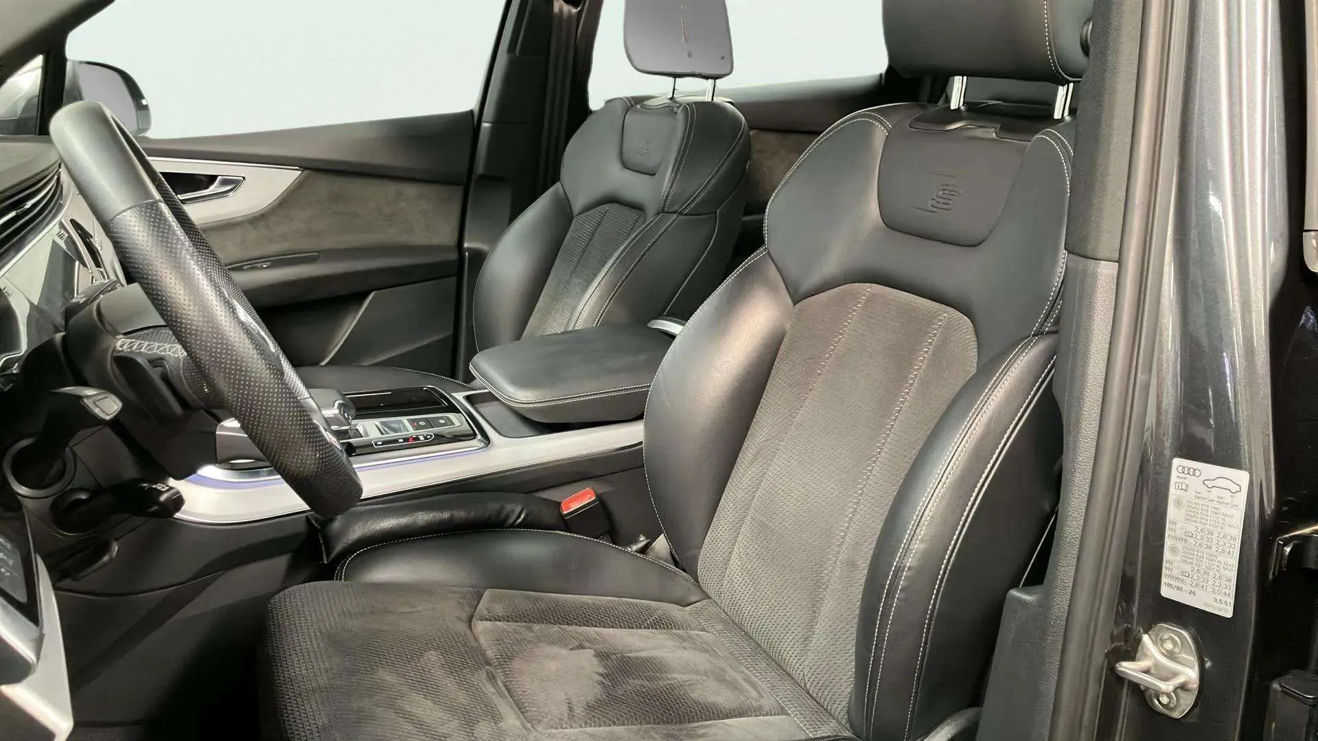 Audi Q7 S line 45 TDI quat. tip. - foto 9