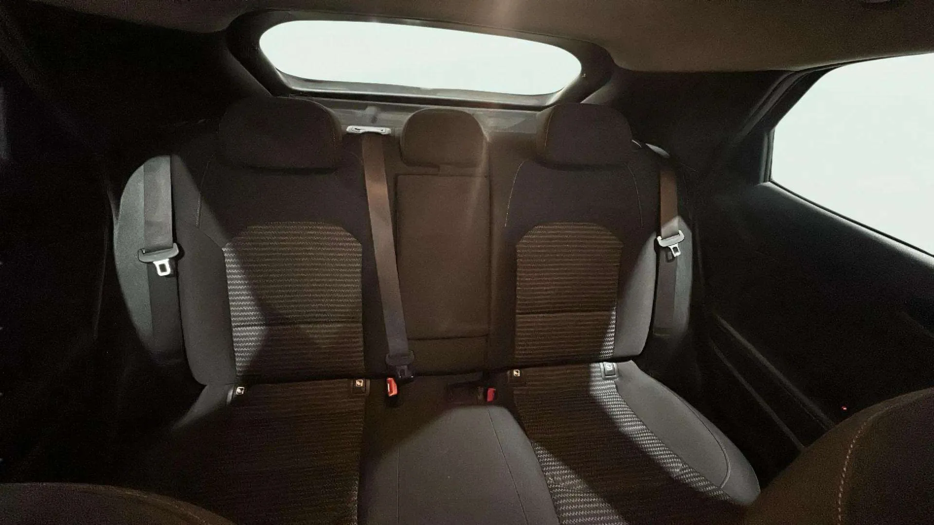 Kia XCeed 1.5 - foto 16