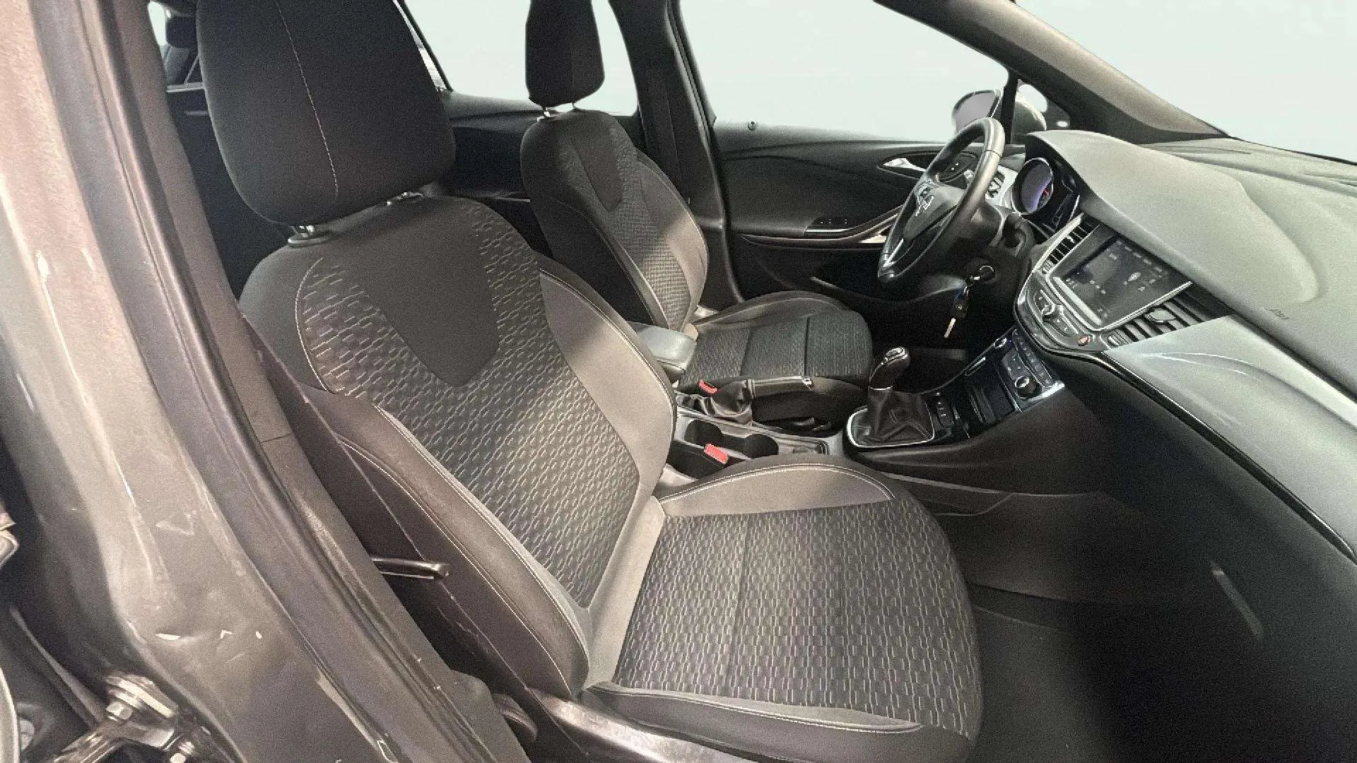 Opel Astra 1.2T SHT GS Line - foto 13