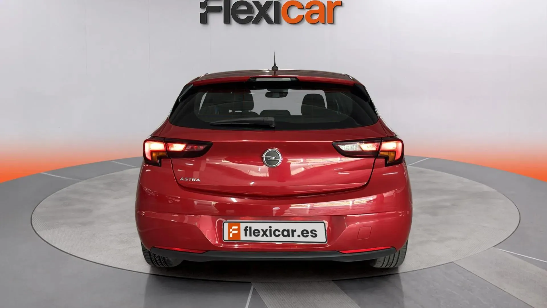 Opel Astra 1.2T SHT Business Elegance - foto 7