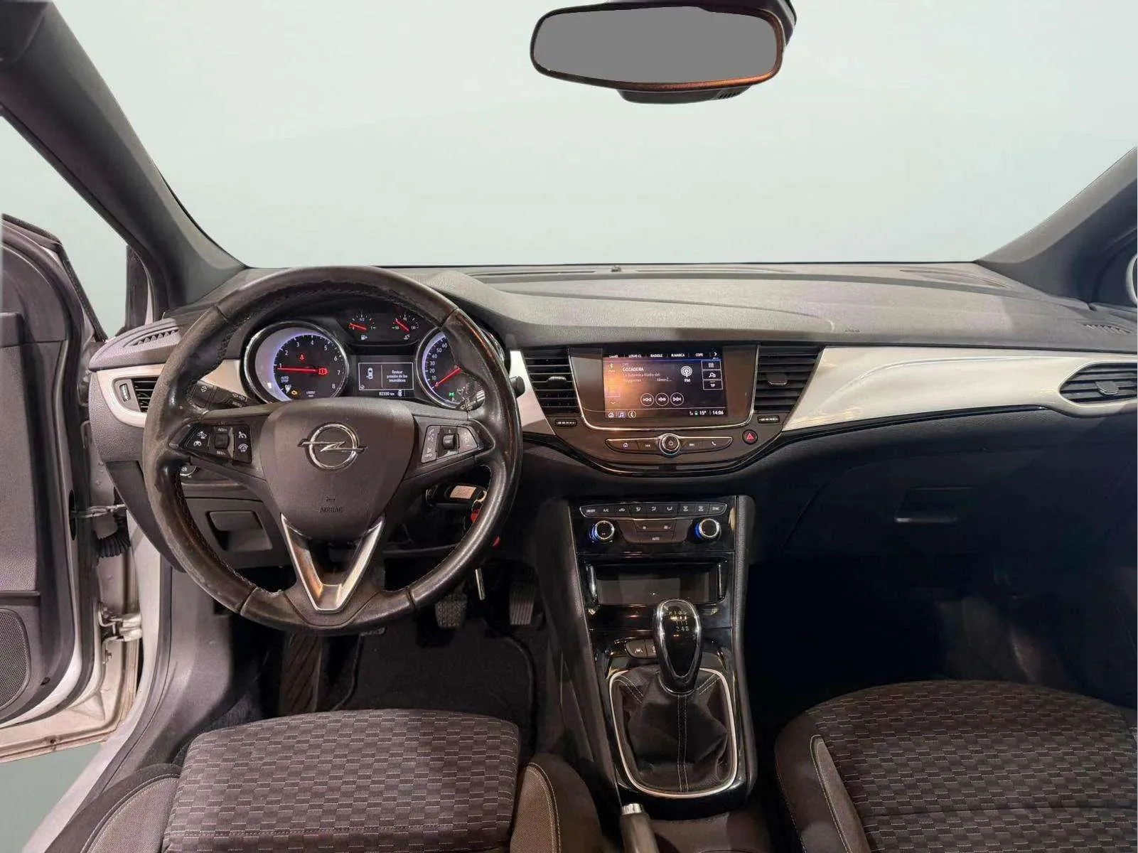 Opel Astra 1.2T SHT GS Line - foto 7