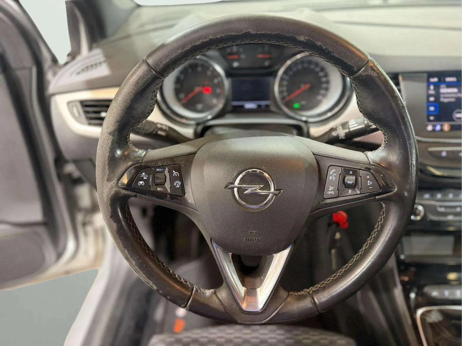 Opel Astra 1.2T SHT GS Line - foto 8