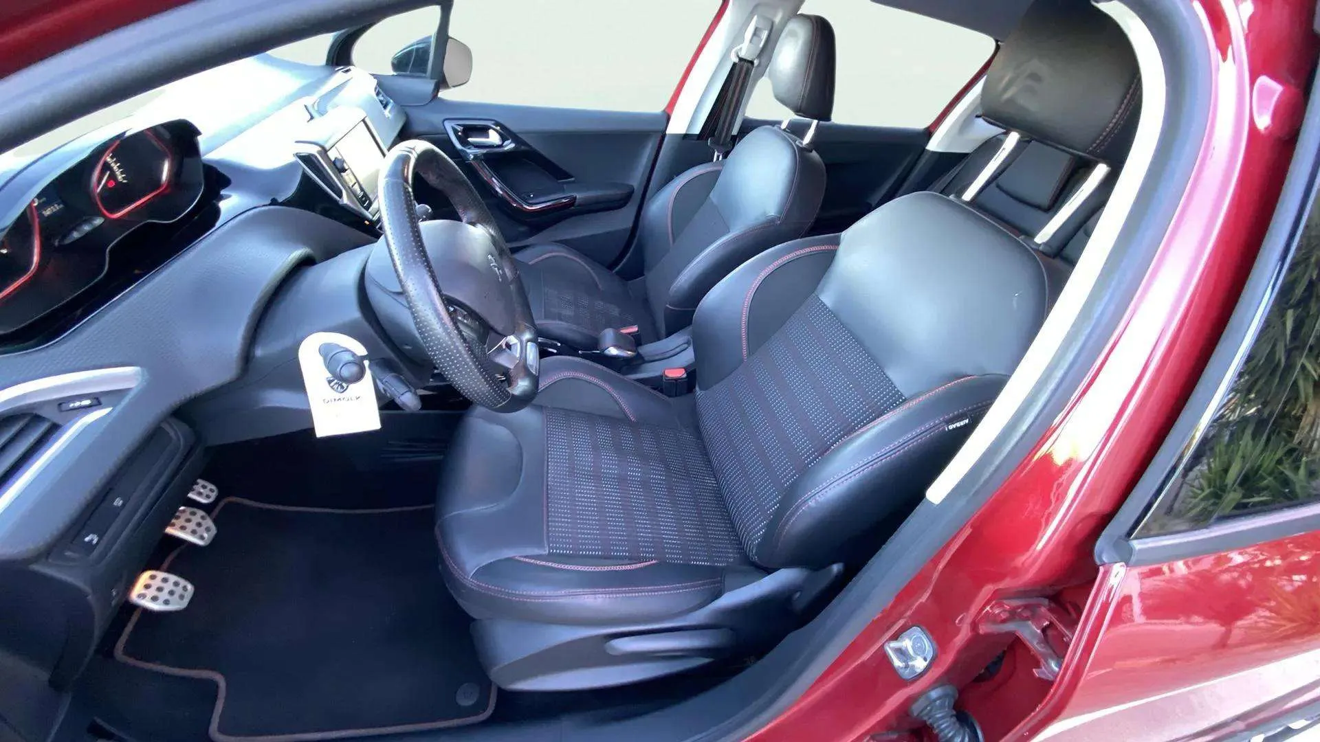 Peugeot 2008 GT Line 1.2 PureTech - foto 15