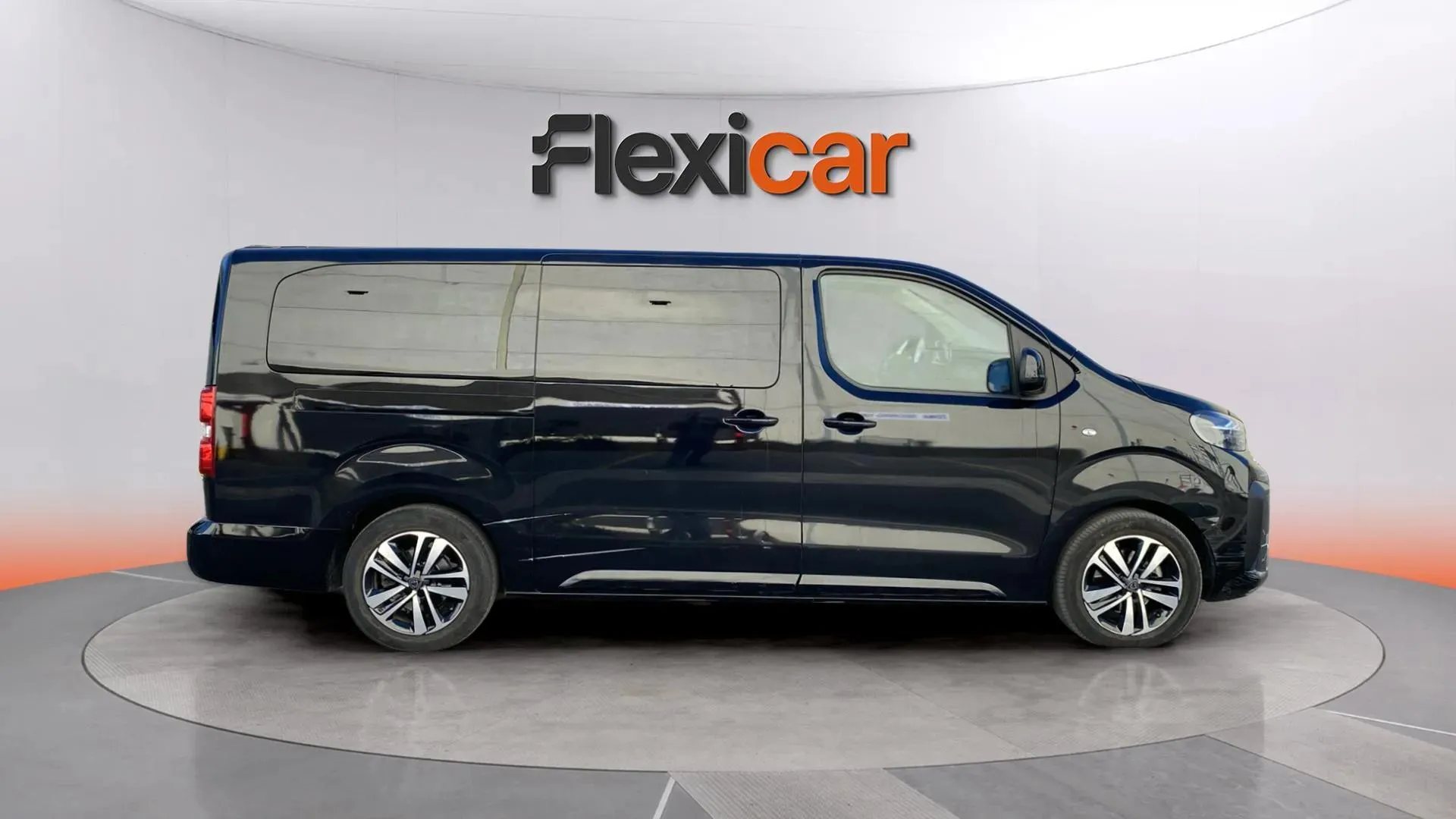 Peugeot Traveller Business Long BlueHDi 180 EAT8 - foto 7