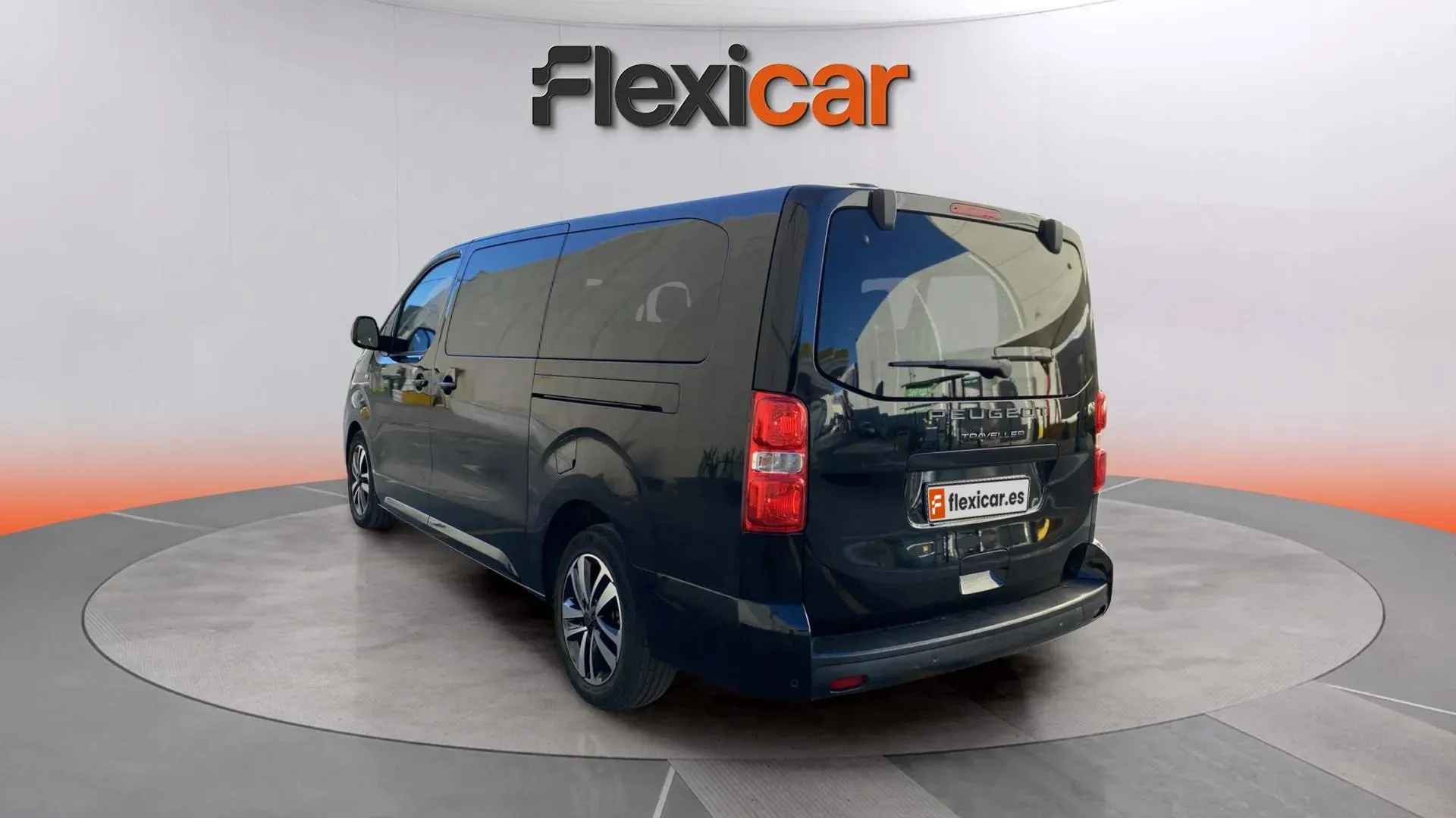 Peugeot Traveller Business Long BlueHDi 180 EAT8 - foto 4
