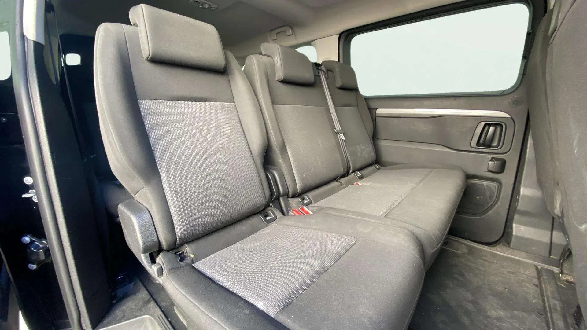 Peugeot Traveller Business Long BlueHDi 180 EAT8 - foto 14