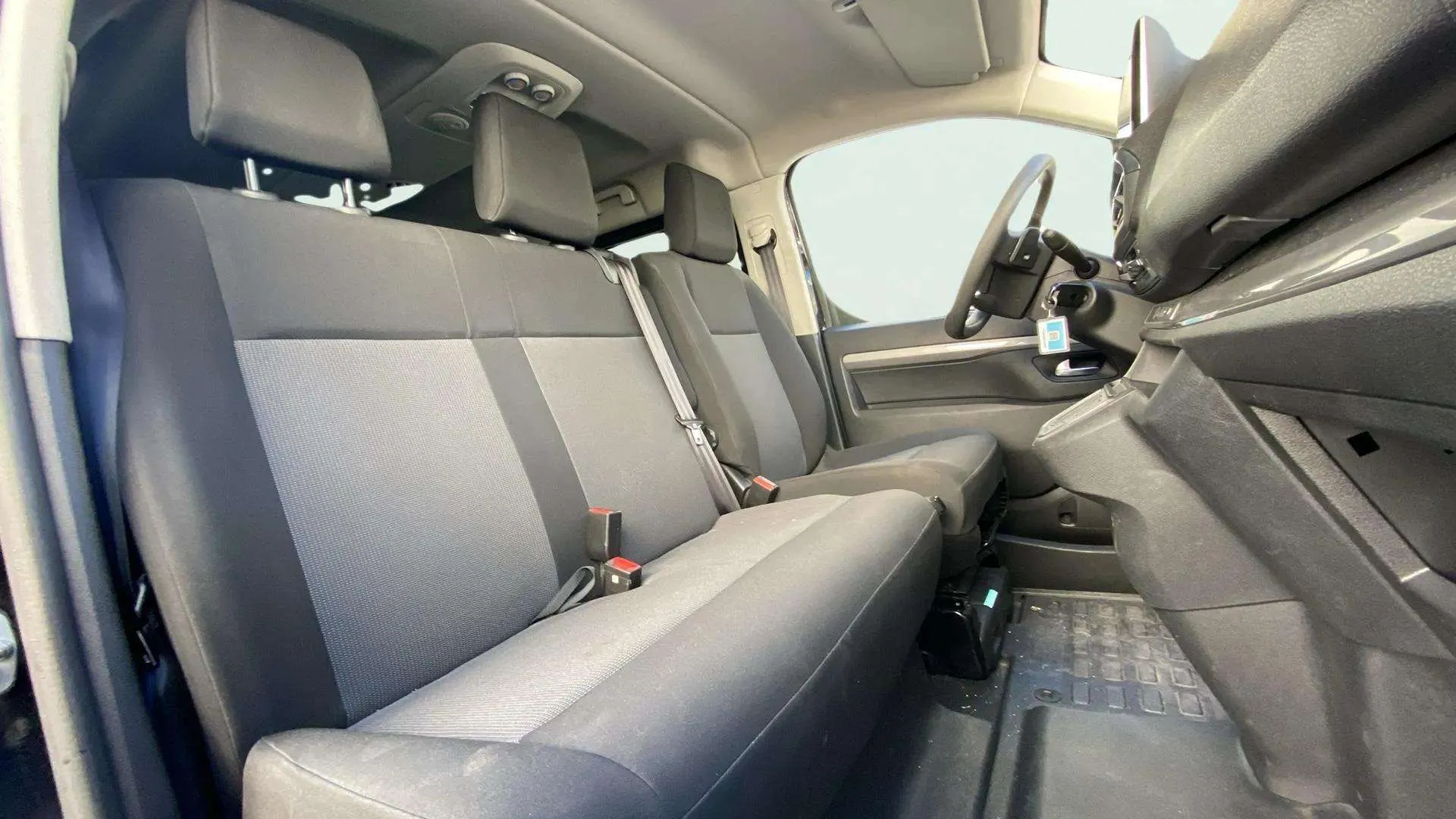 Peugeot Traveller Business Long BlueHDi 180 EAT8 - foto 13