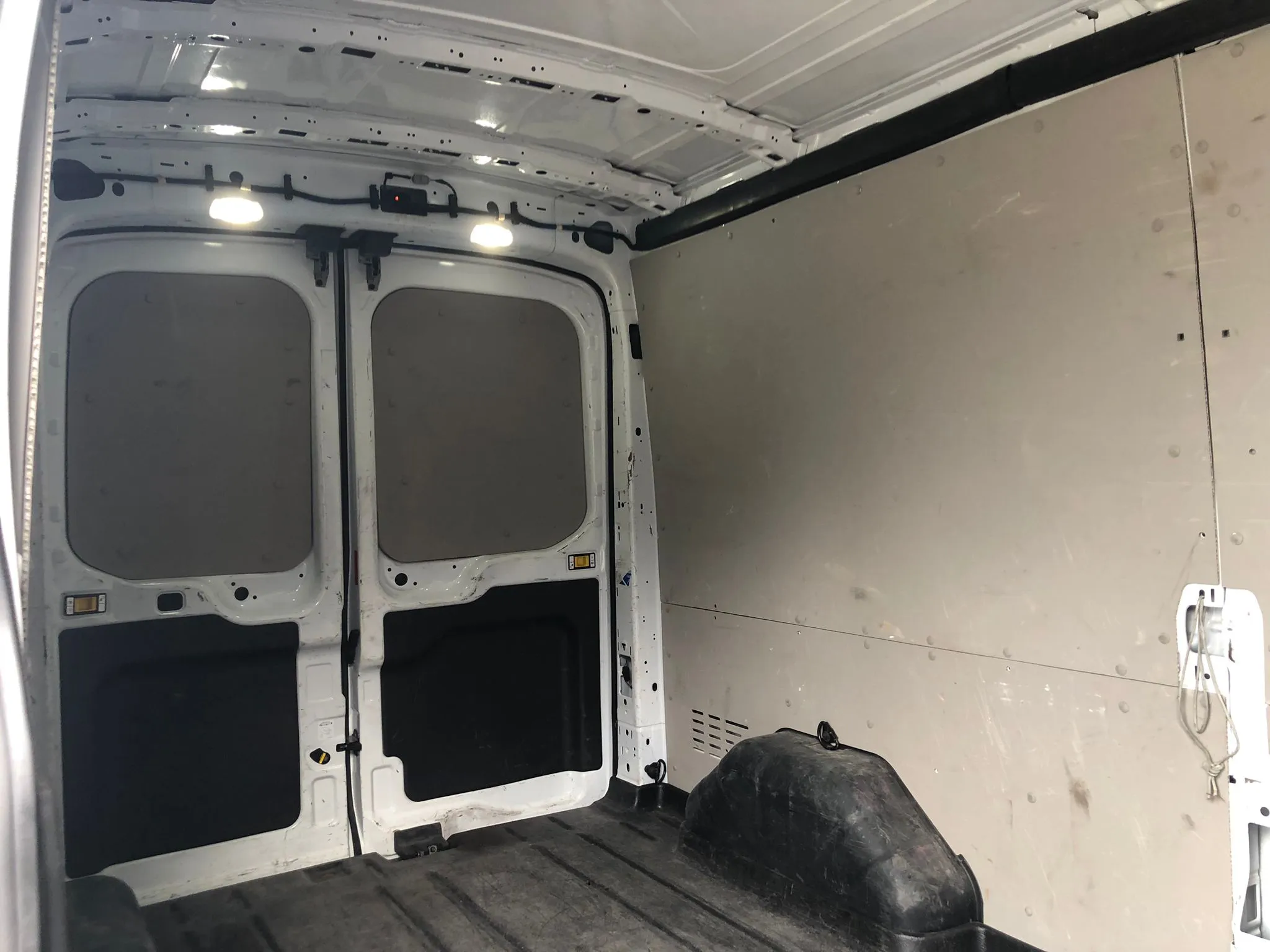 Ford Transit 2.0 - foto 8