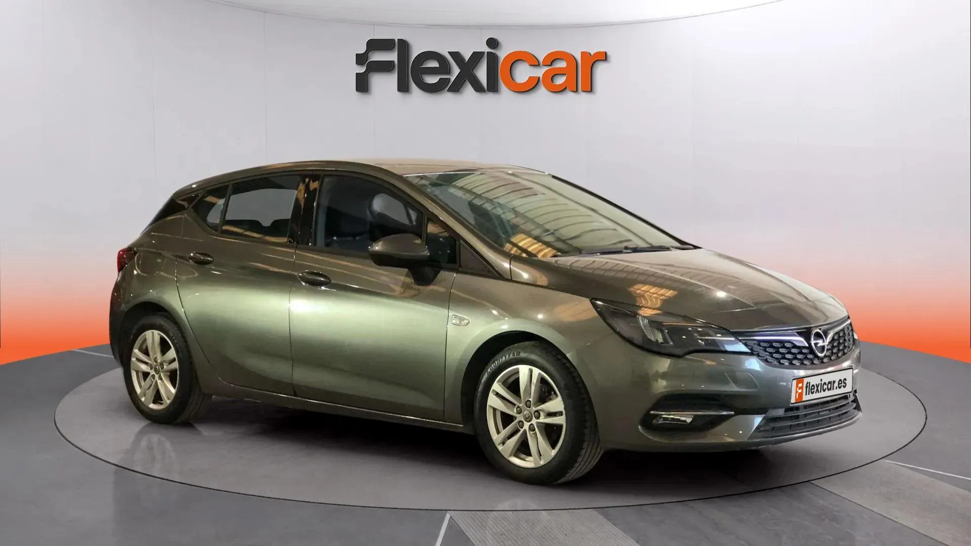 Opel Astra 1.2T SHT Business Elegance