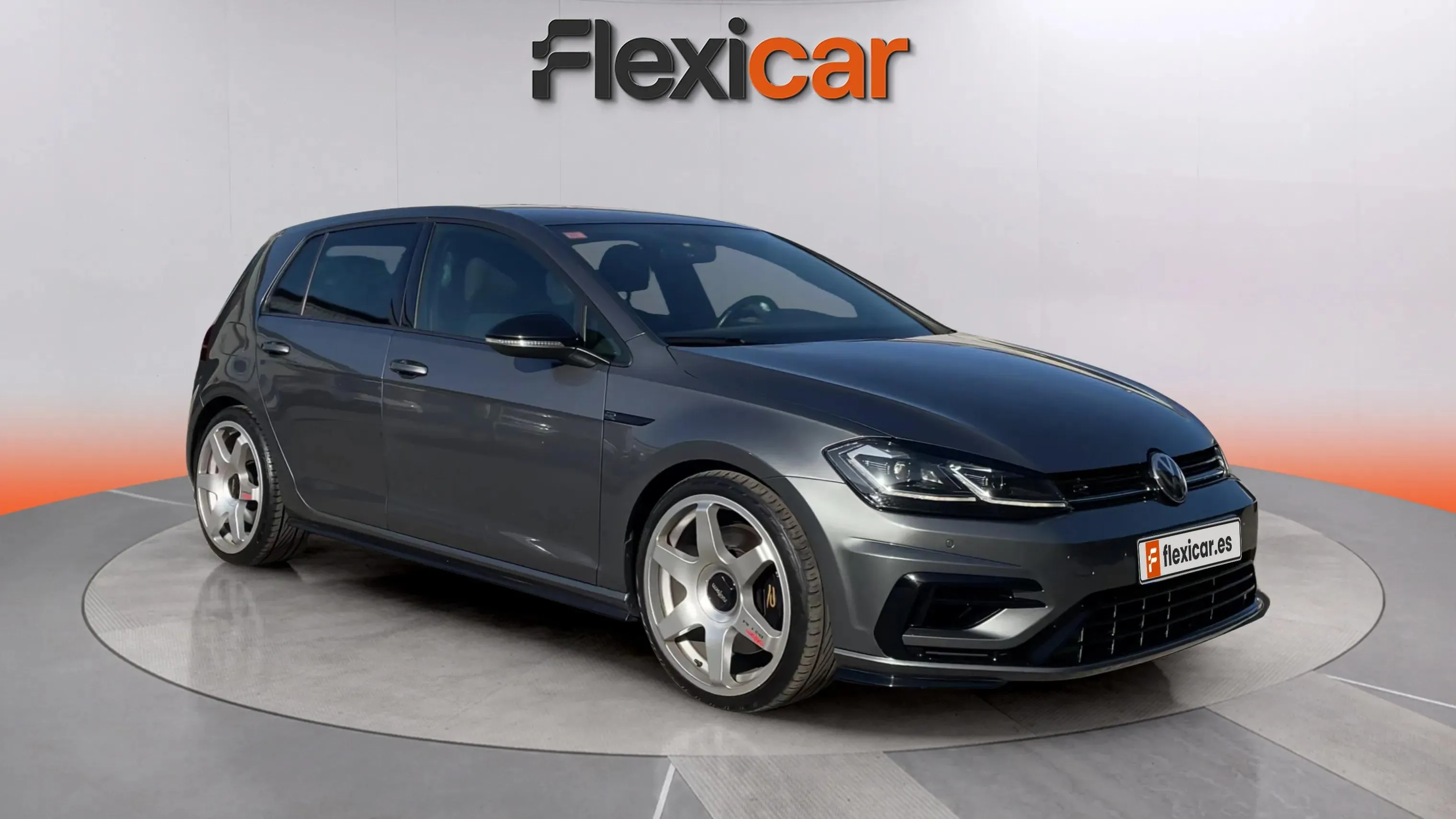 Volkswagen Golf R 2.0 TSI 4Motion DSG - foto 1