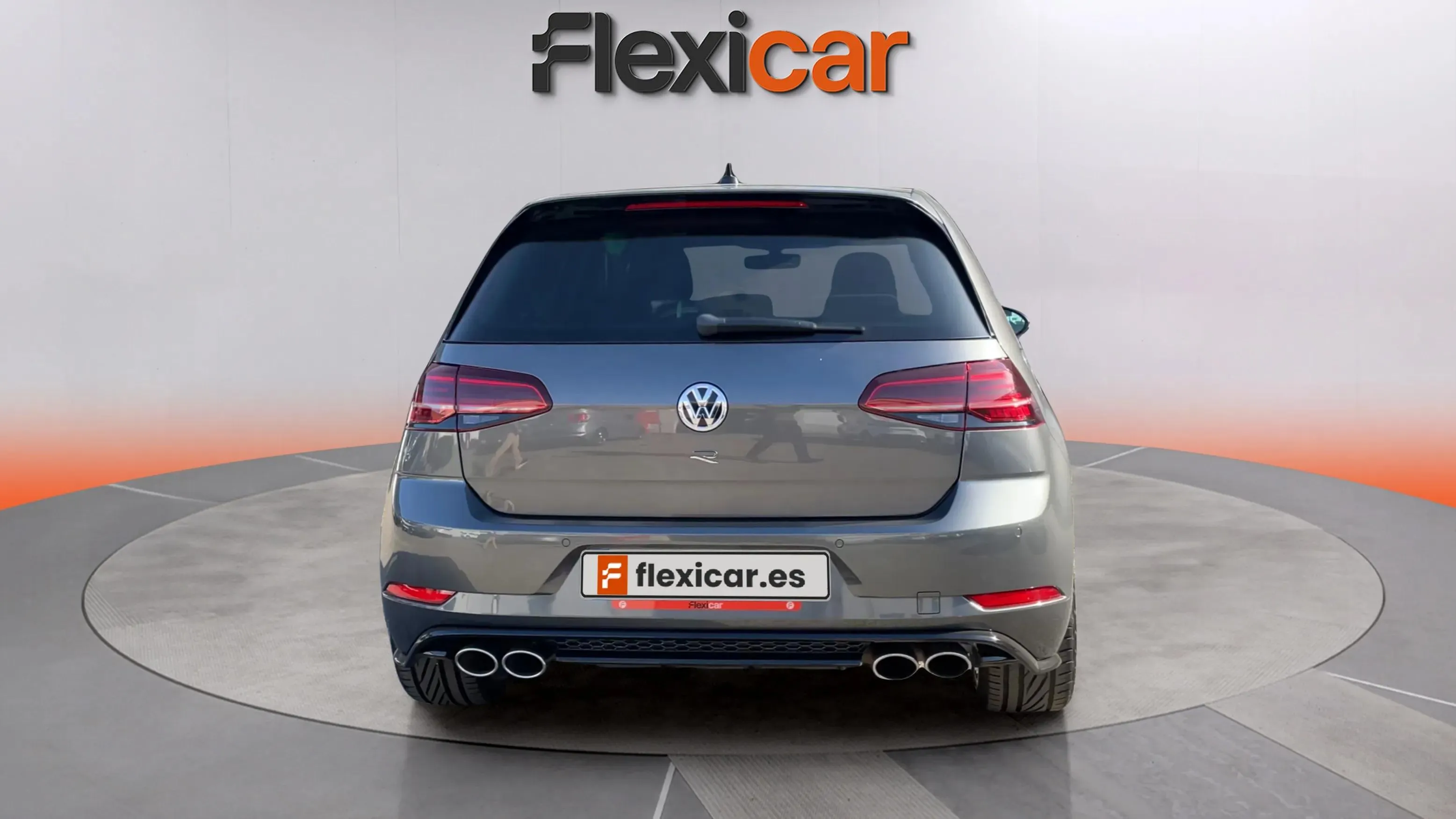 Volkswagen Golf R 2.0 TSI 4Motion DSG - foto 6