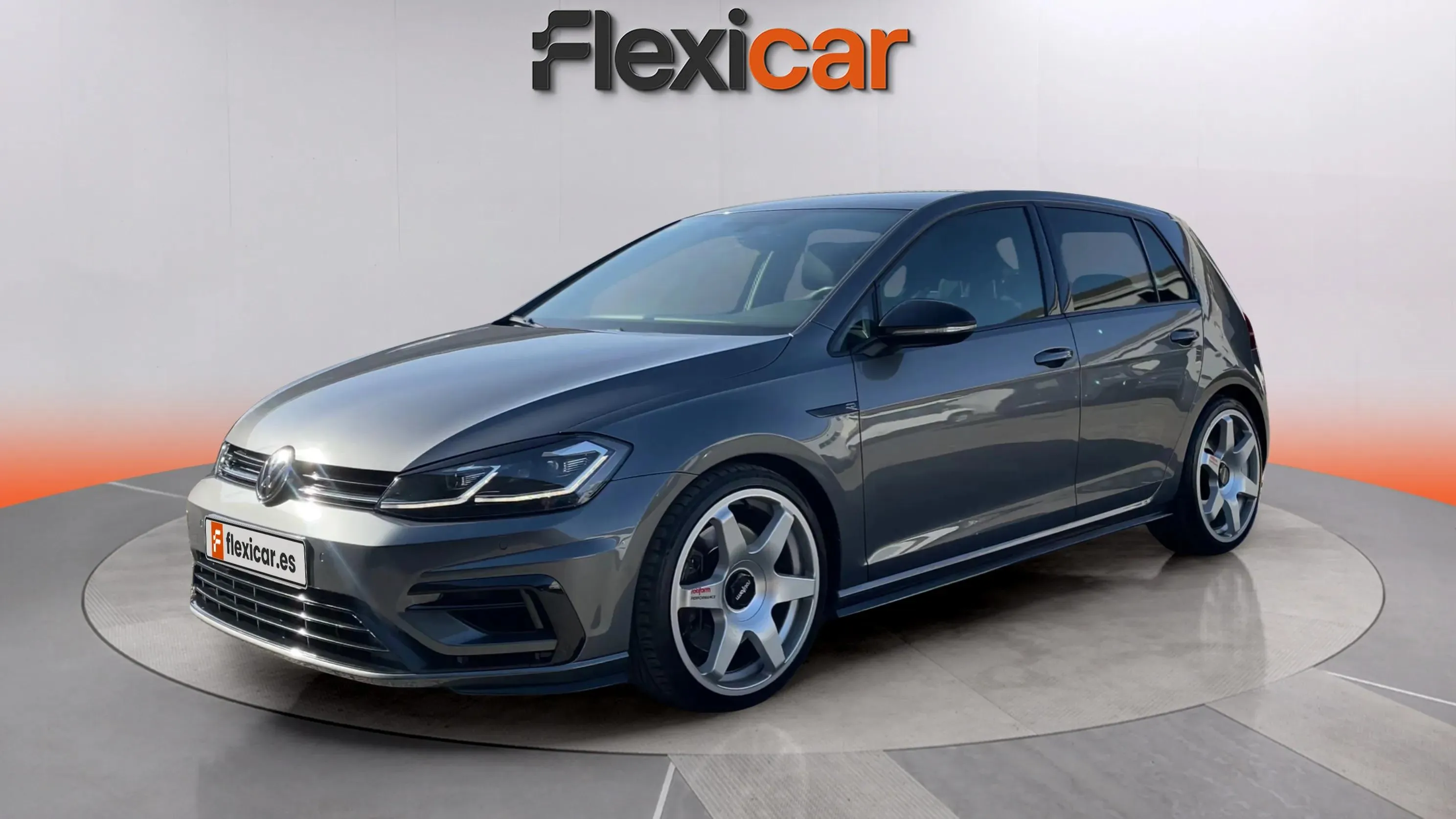 Volkswagen Golf R 2.0 TSI 4Motion DSG - foto 3