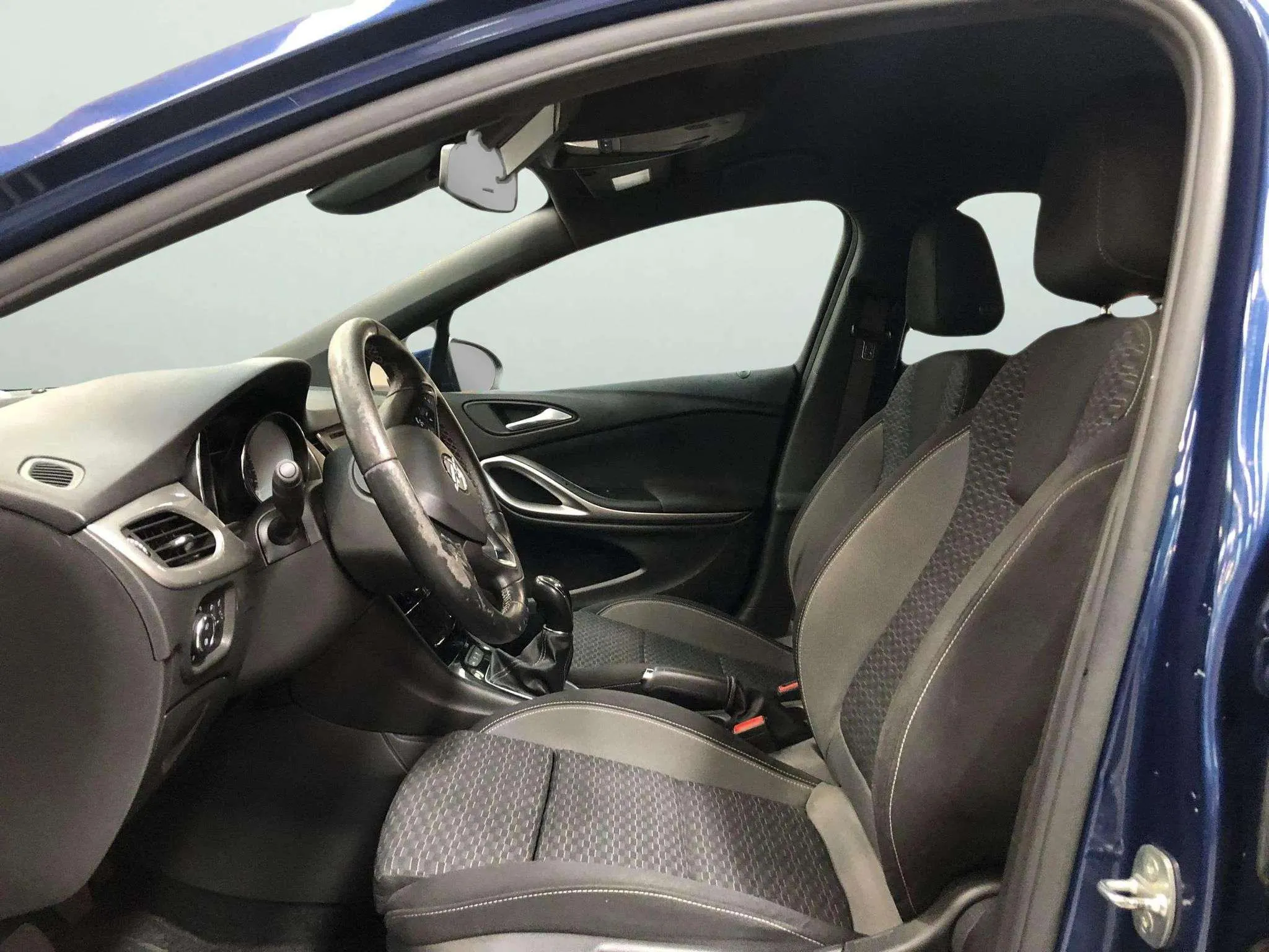 Opel Astra 1.2T SHT Business Elegance - foto 6