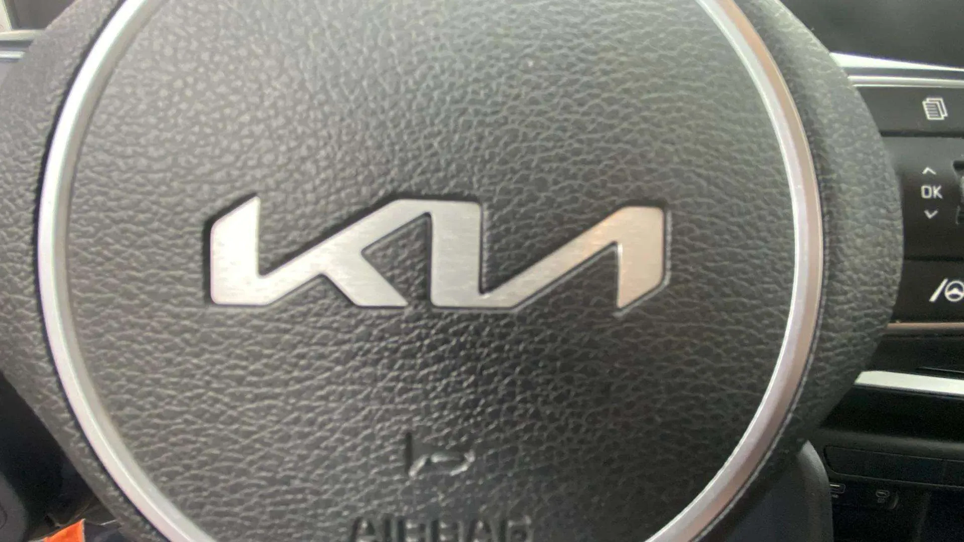 Kia Sportage 1.6 CRDi MHEV Concept 4x2 - foto 21