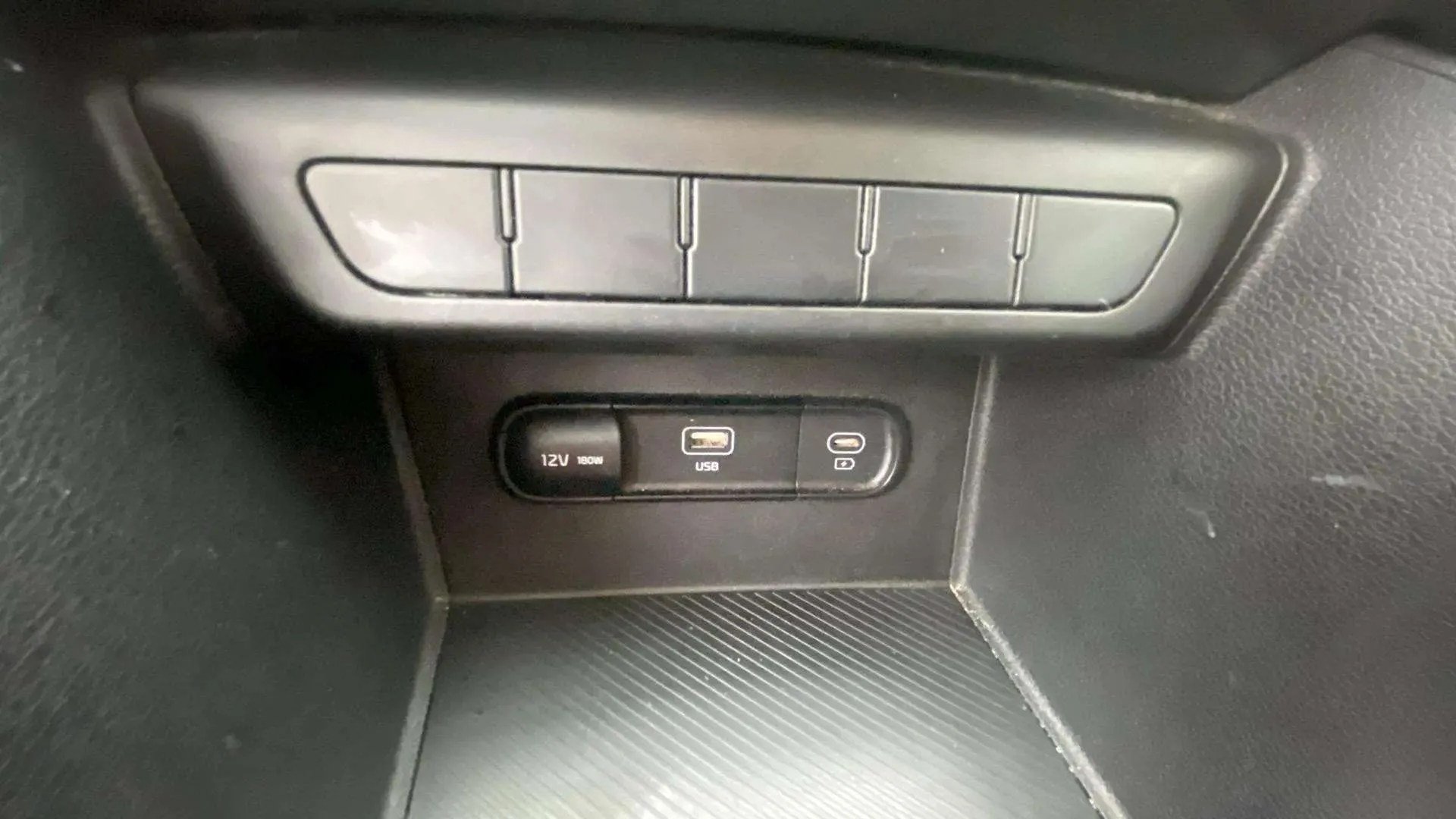 Kia Sportage 1.6 CRDi MHEV Concept 4x2 - foto 26