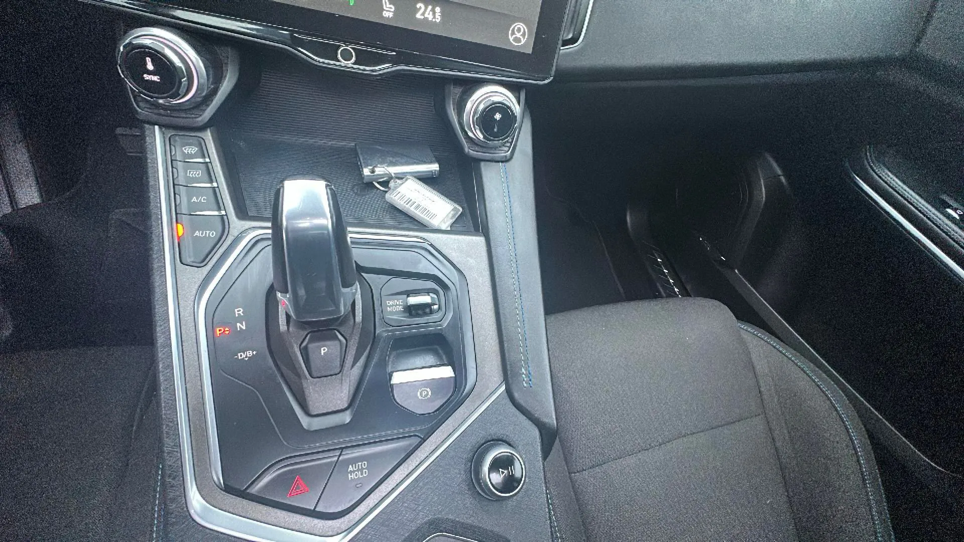 Lynk & Co 01 1.5 PHEV - foto 19