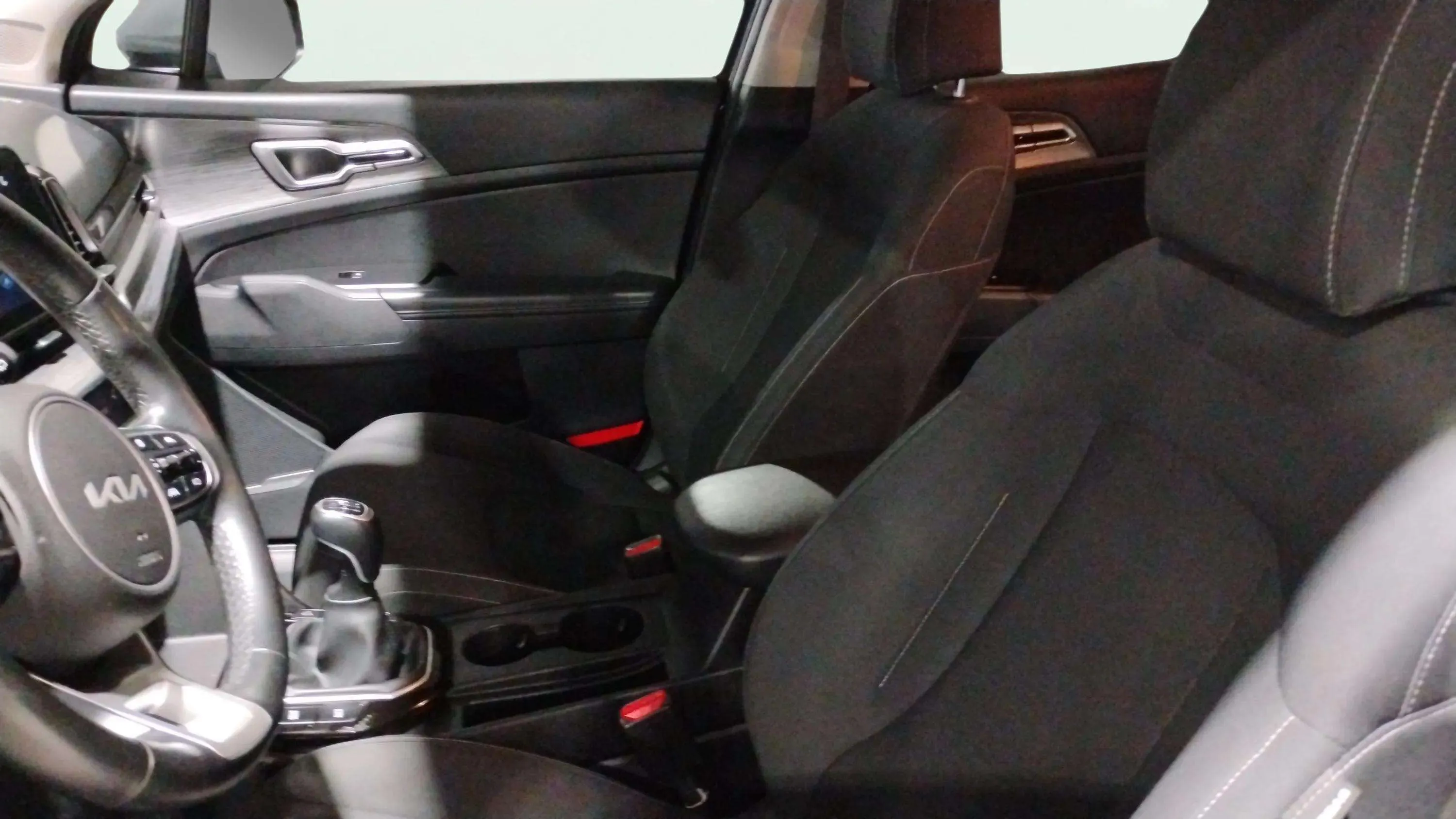 Kia Sportage 1.6 CRDi Concept 4x2 - foto 14