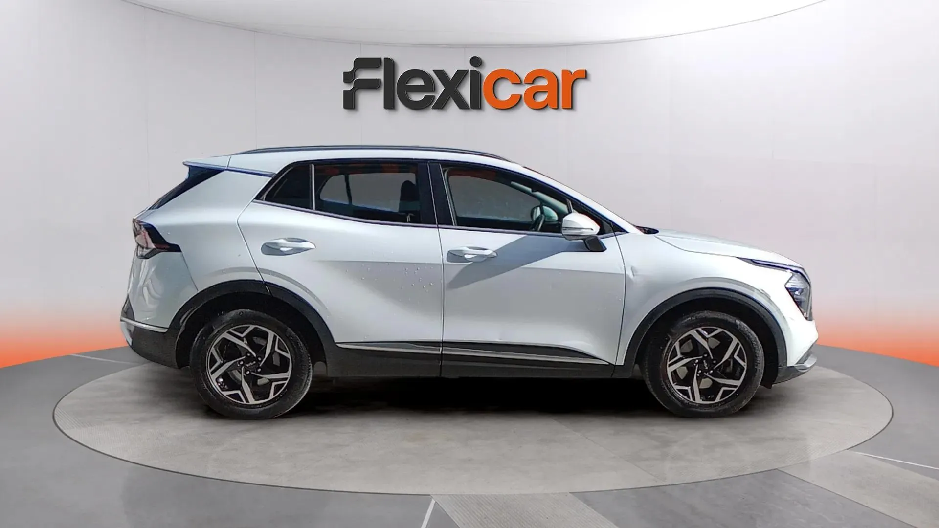 Kia Sportage 1.6 CRDi MHEV Drive 4x2 - foto 2