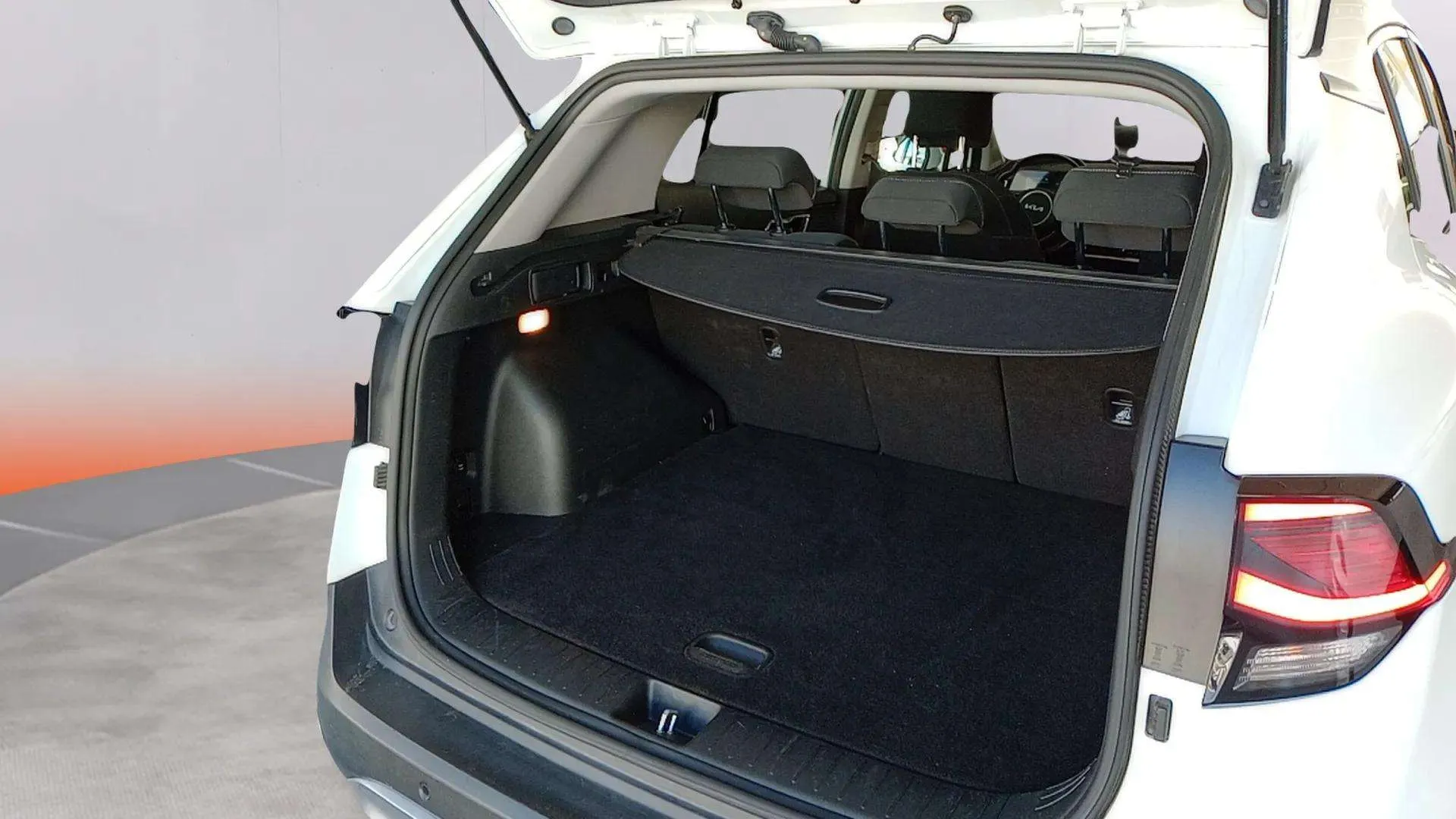 Kia Sportage 1.6 CRDi MHEV Drive 4x2 - foto 6