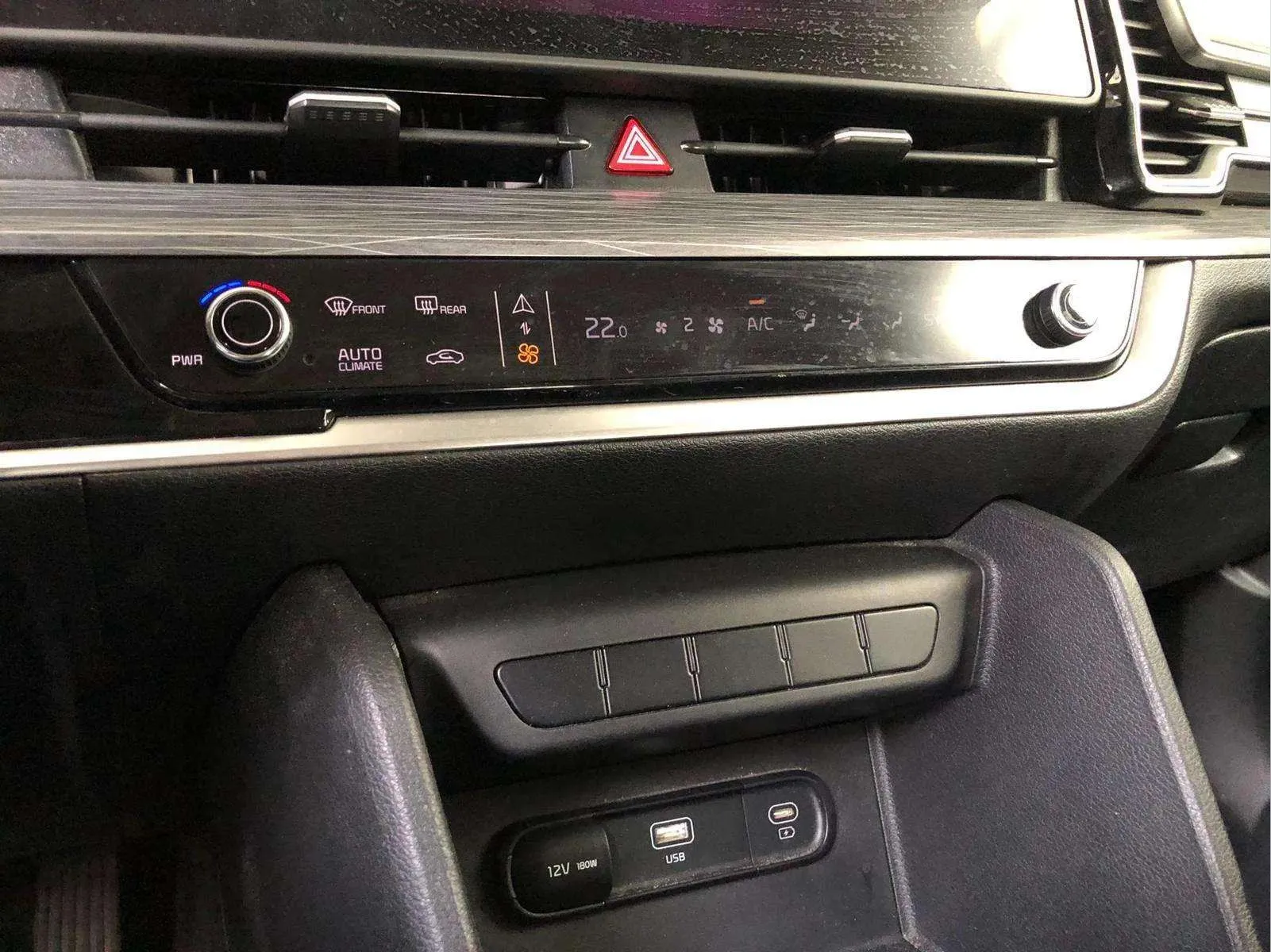 Kia Sportage 1.6 CRDi MHEV Drive 4x2 - foto 12