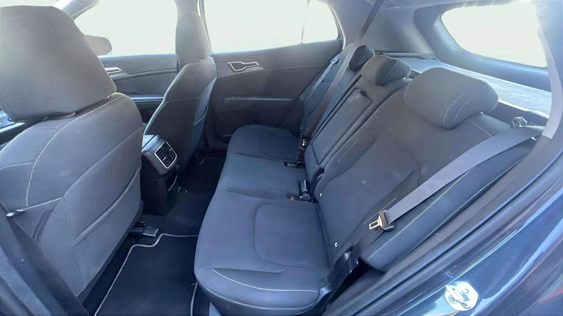 Kia Sportage 1.6 CRDi Concept 4x2 - foto 12