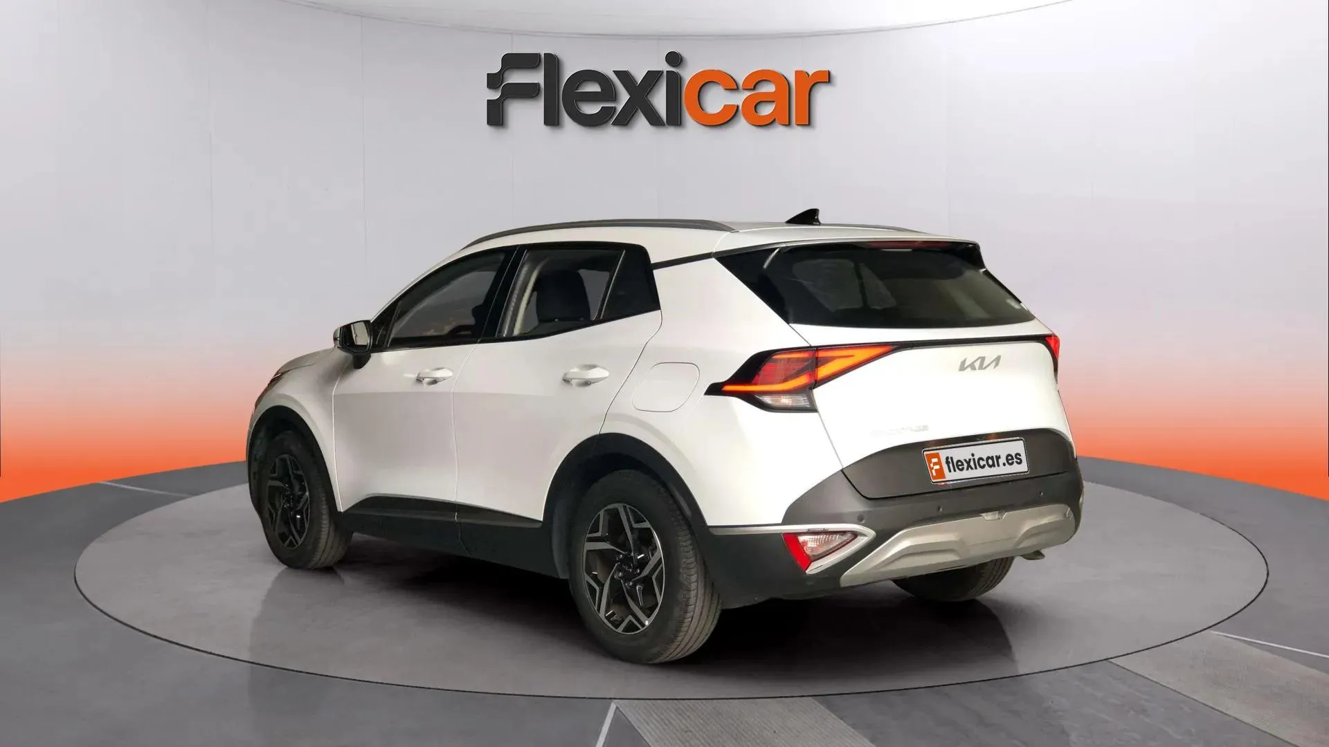 Kia Sportage 1.6 CRDi MHEV Drive 4x2 - foto 4