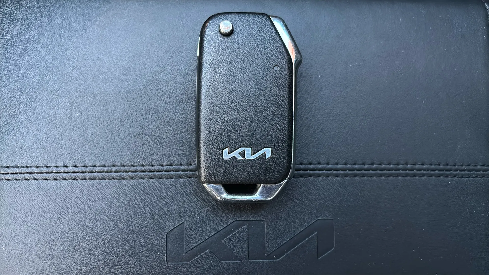 Kia Sportage 1.6 CRDi MHEV Business 4x2 - foto 31