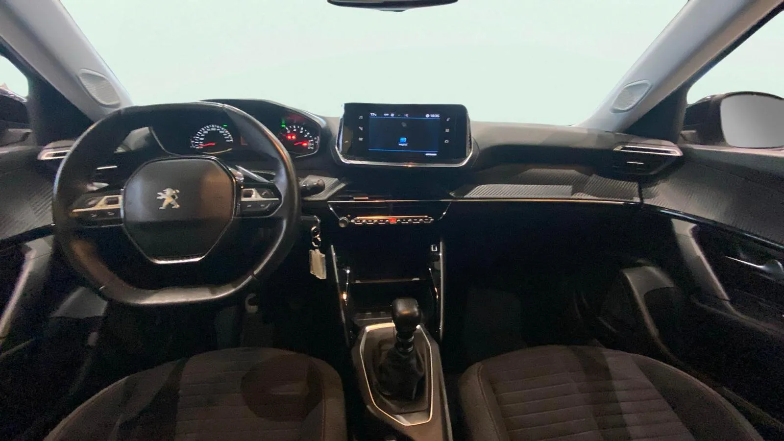 Peugeot 2008 Active Pack PureTech 100 BVM6 - foto 16