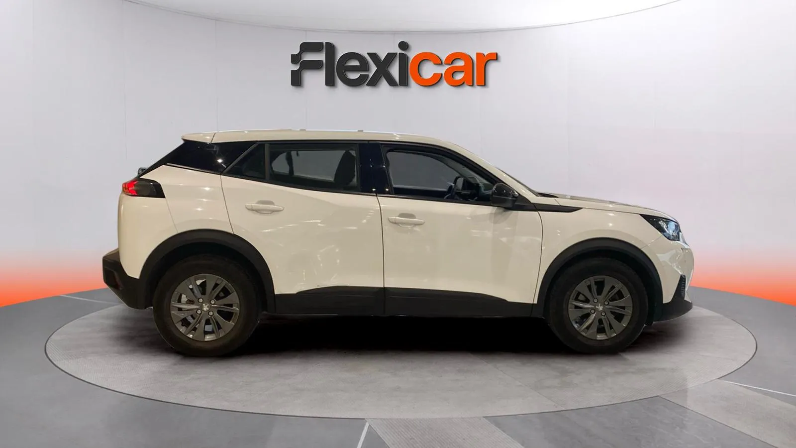 Peugeot 2008 Active Pack PureTech 100 BVM6 - foto 5