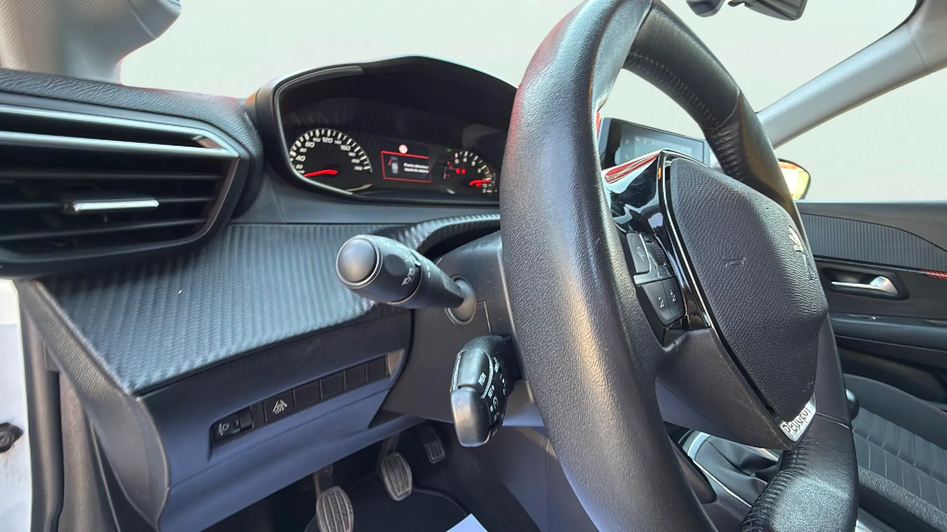 Peugeot 208 PureTech Active Pack - foto 12