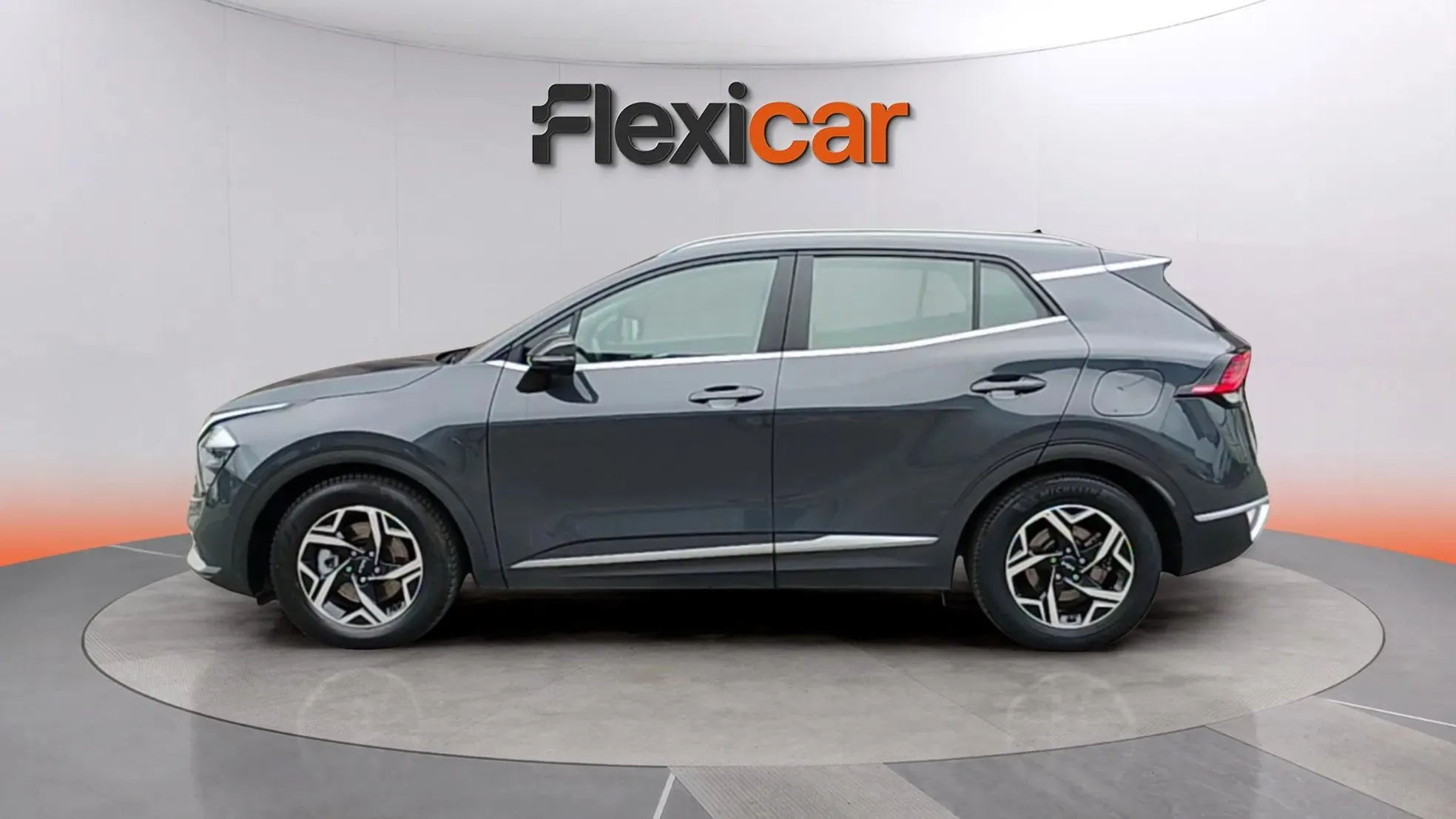 Kia Sportage 1.6 CRDi Drive 4x2 - foto 4