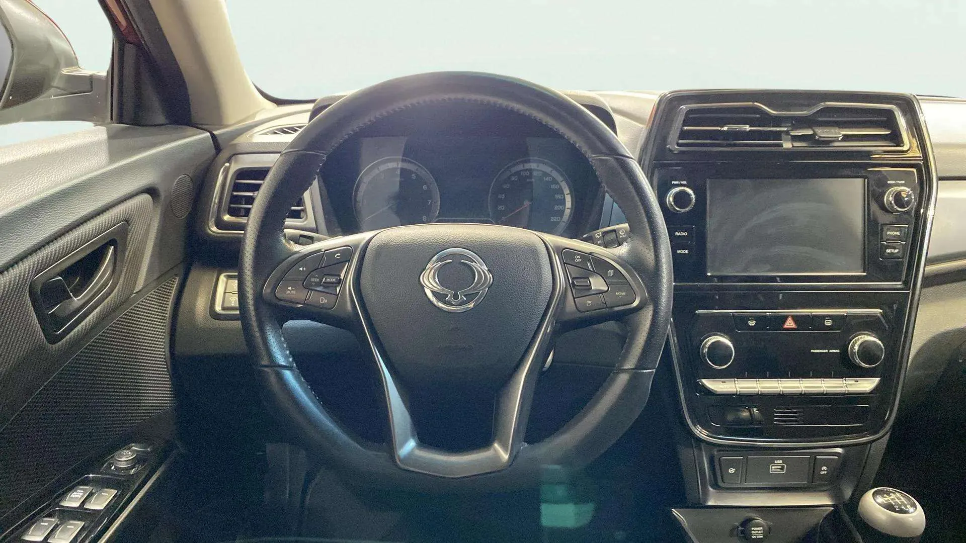 SsangYong Tivoli G15T Urban Plus - foto 9