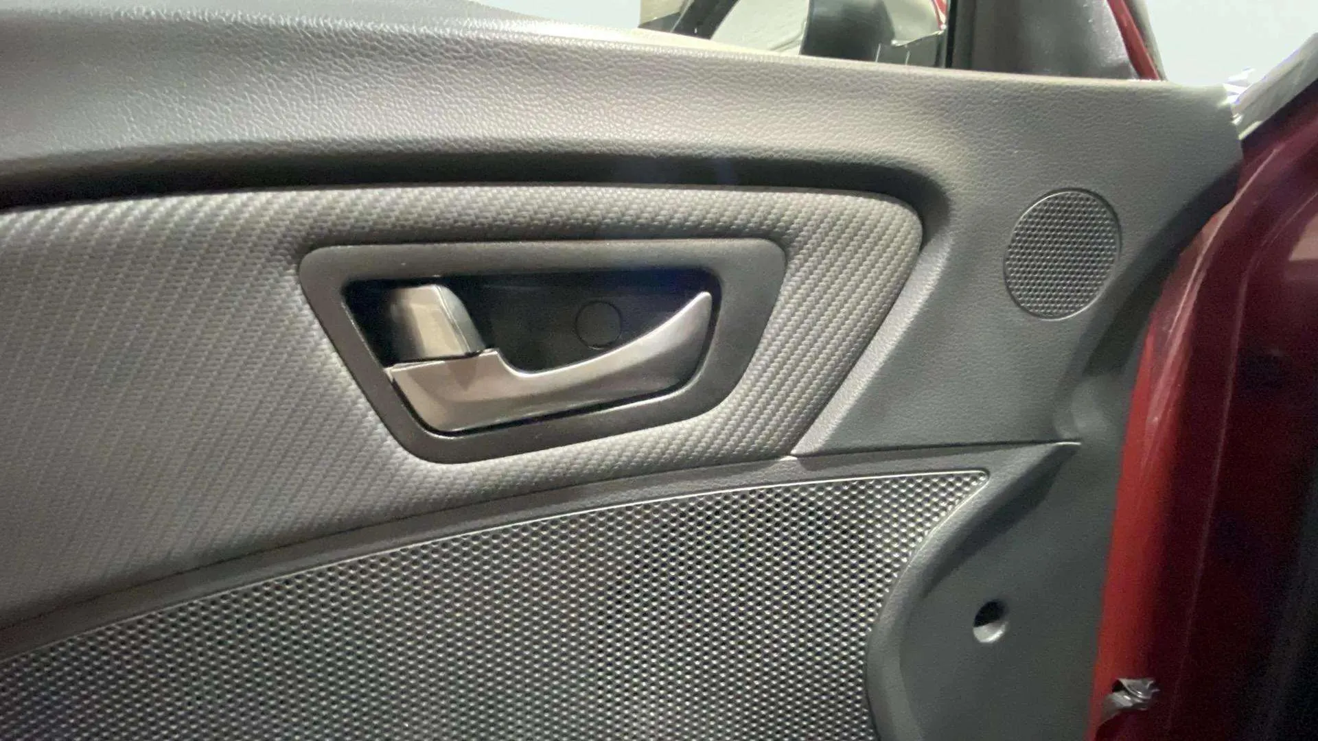 SsangYong Tivoli G15T Urban Plus - foto 17