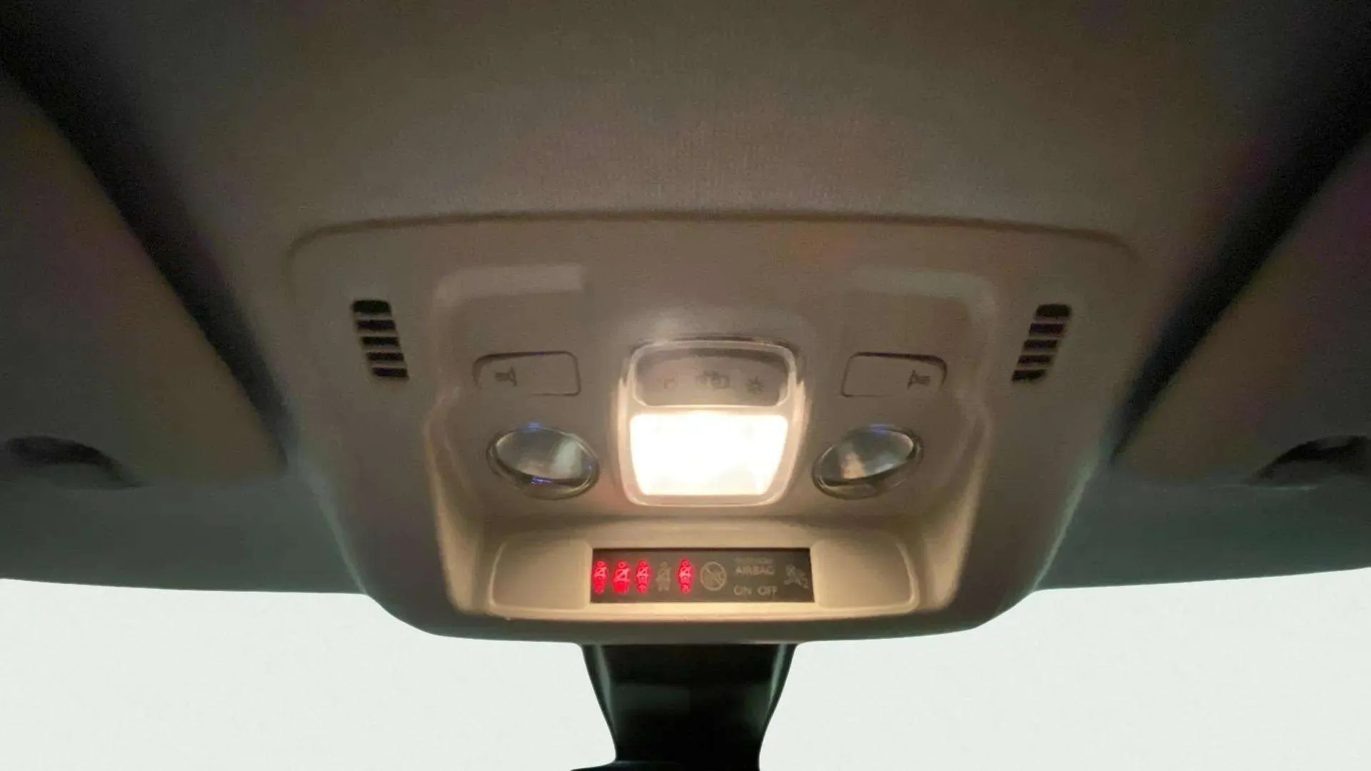 Citroën C3 PureTech Shine - foto 14
