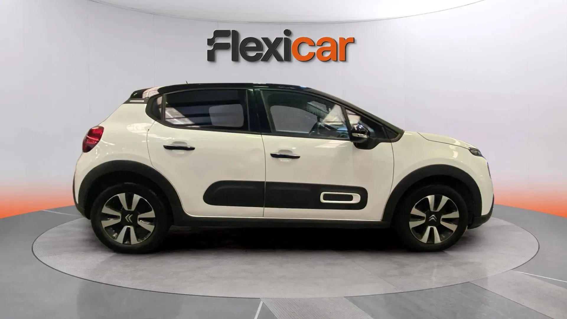 Citroën C3 PureTech Shine - foto 7
