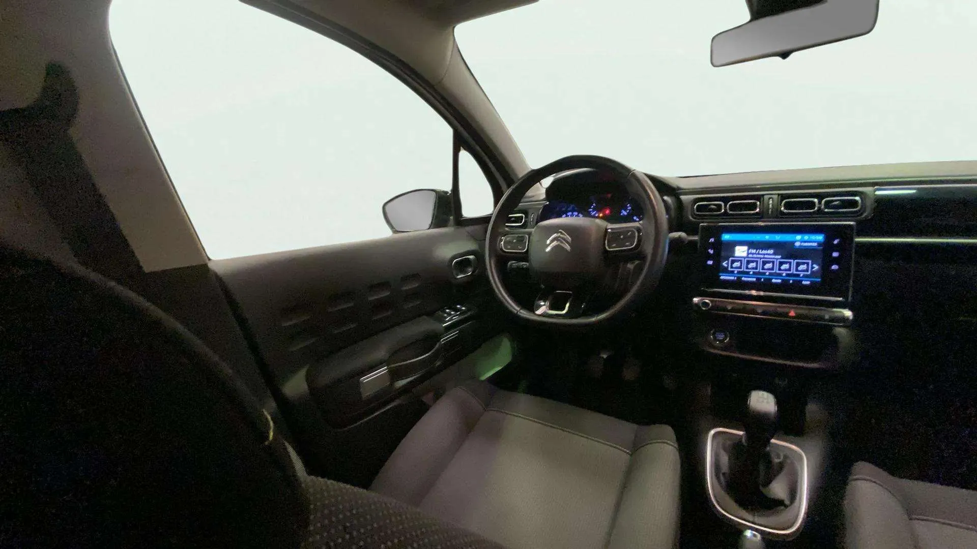 Citroën C3 PureTech Shine - foto 9