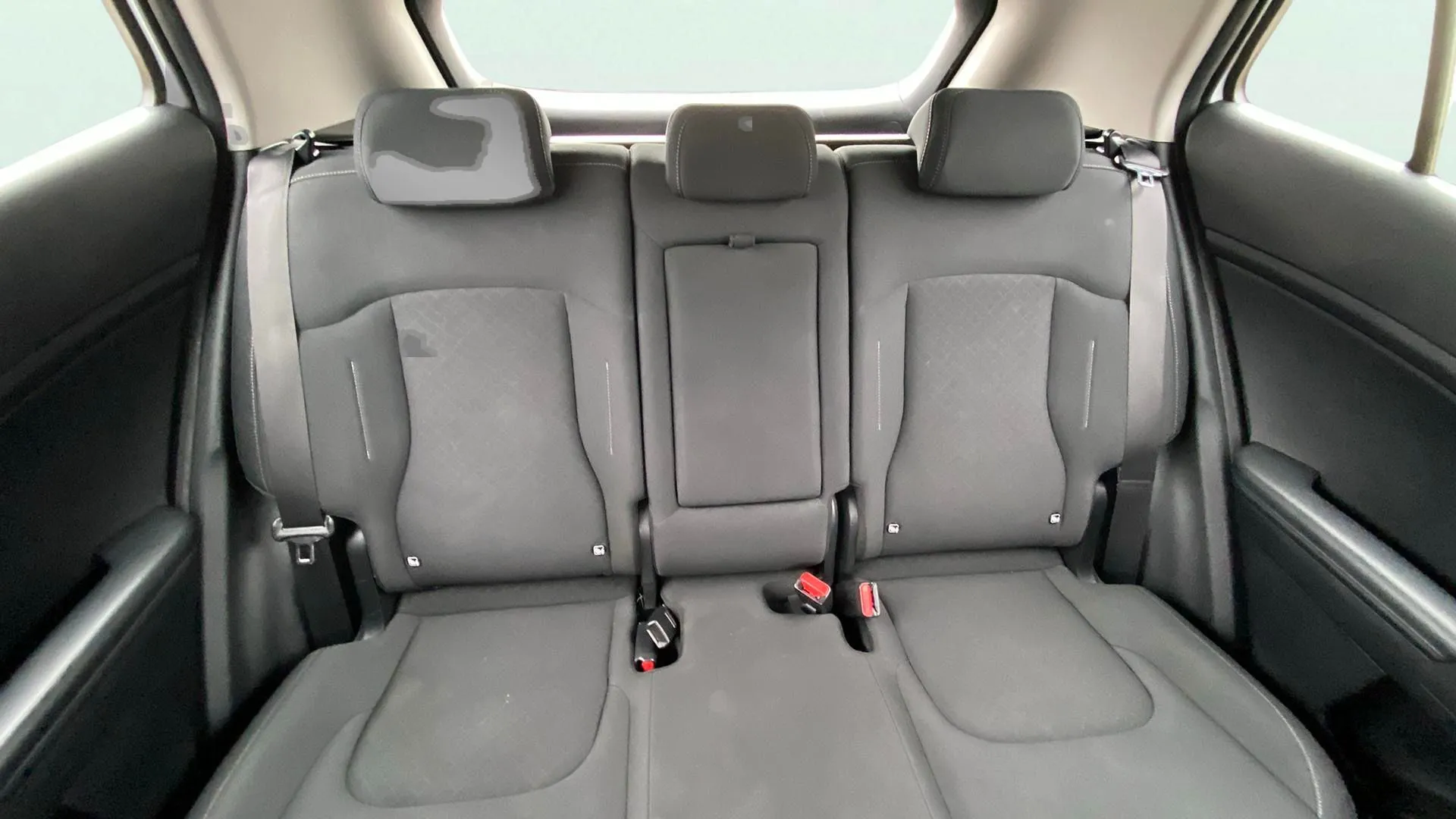 Kia Sportage 1.6 CRDi MHEV Drive 4x2 - foto 21