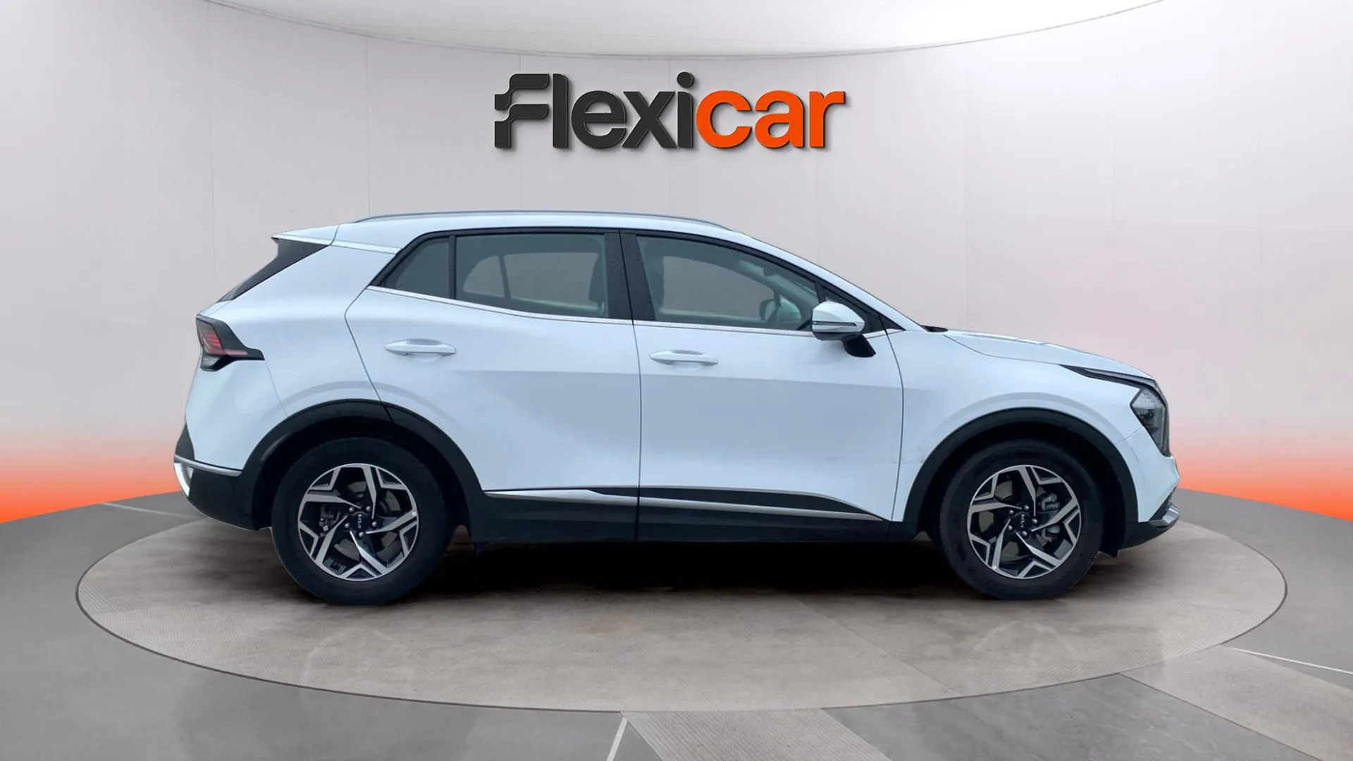 Kia Sportage 1.6 CRDi MHEV Drive 4x2 - foto 4