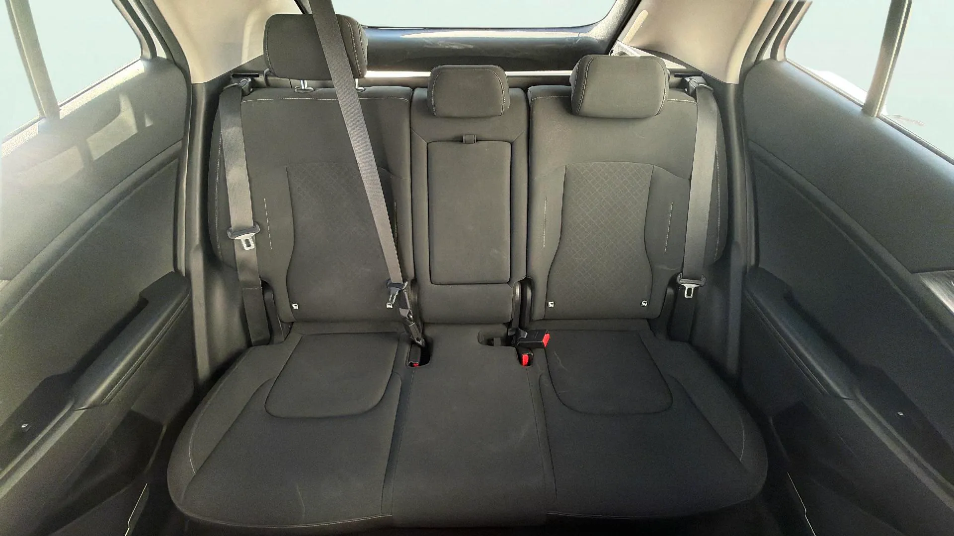 Kia Sportage 1.6 CRDi MHEV Concept 4x2 - foto 18