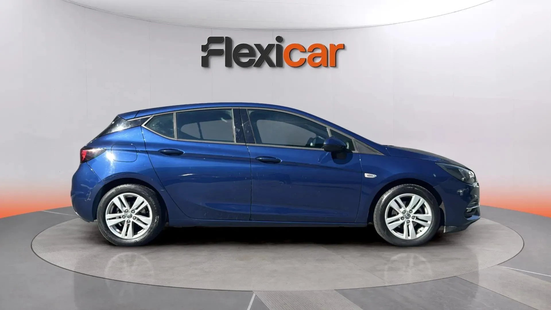 Opel Astra 1.2T SHT Business Elegan ST - foto 8