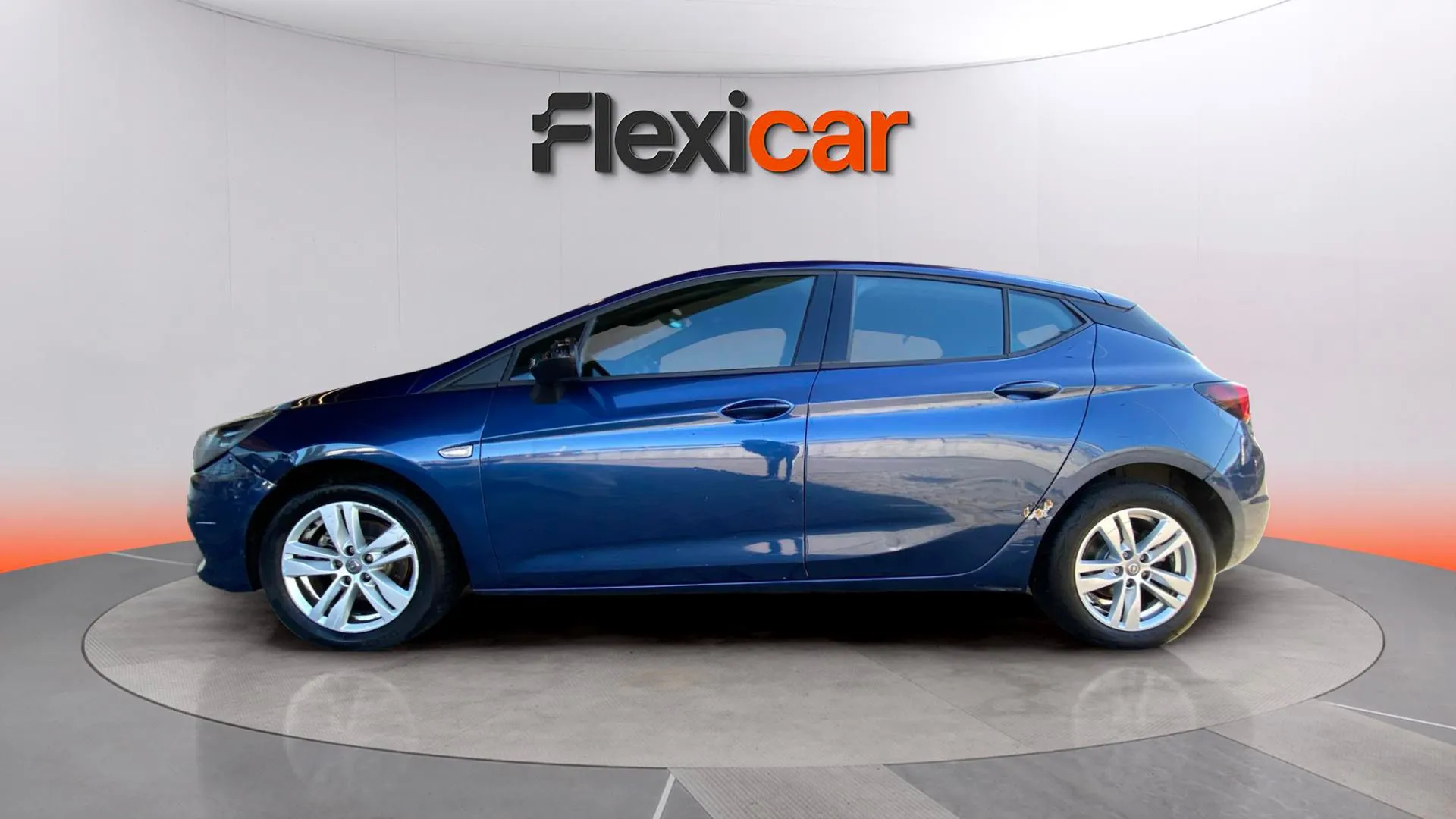 Opel Astra 1.2T SHT Business Elegance - foto 5