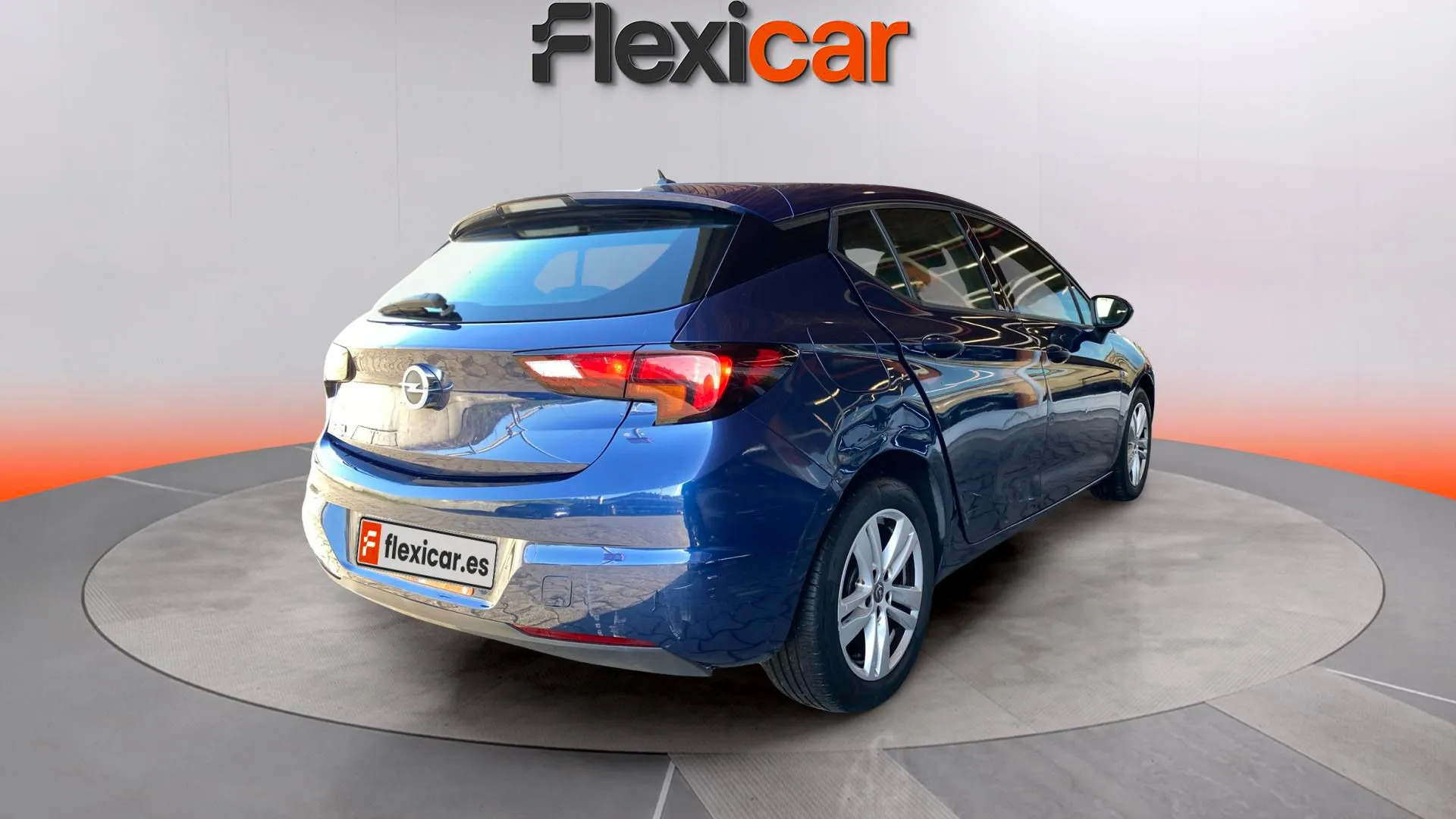 Opel Astra 1.2T SHT Business Elegance - foto 6